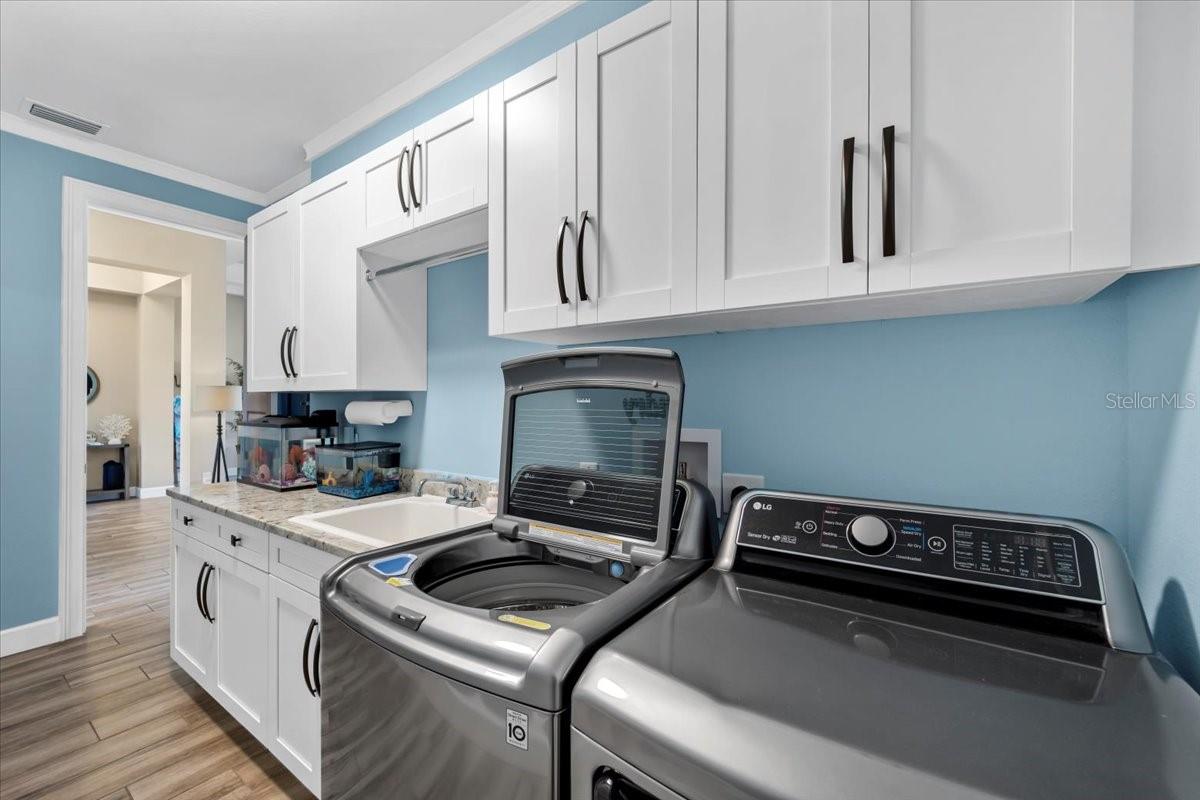 Image 36 of 54 For 84 Lancelot Drive