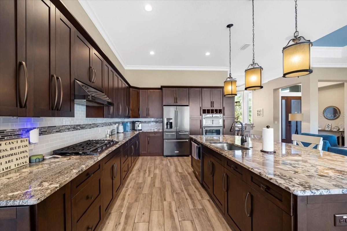 Image 4 of 54 For 84 Lancelot Drive