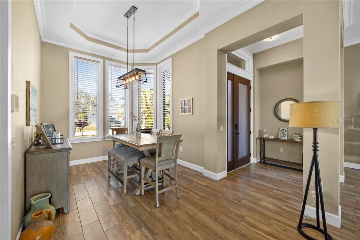 Image 9 of 54 For 84 Lancelot Drive