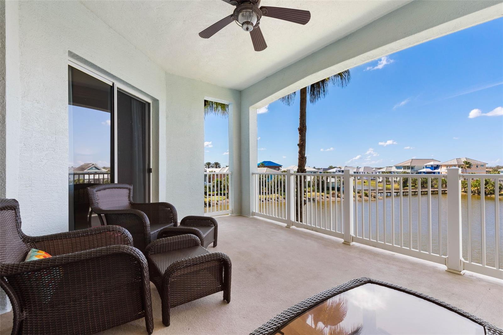 Image 17 of 74 For 1000 Cinnamon Beach Way 934