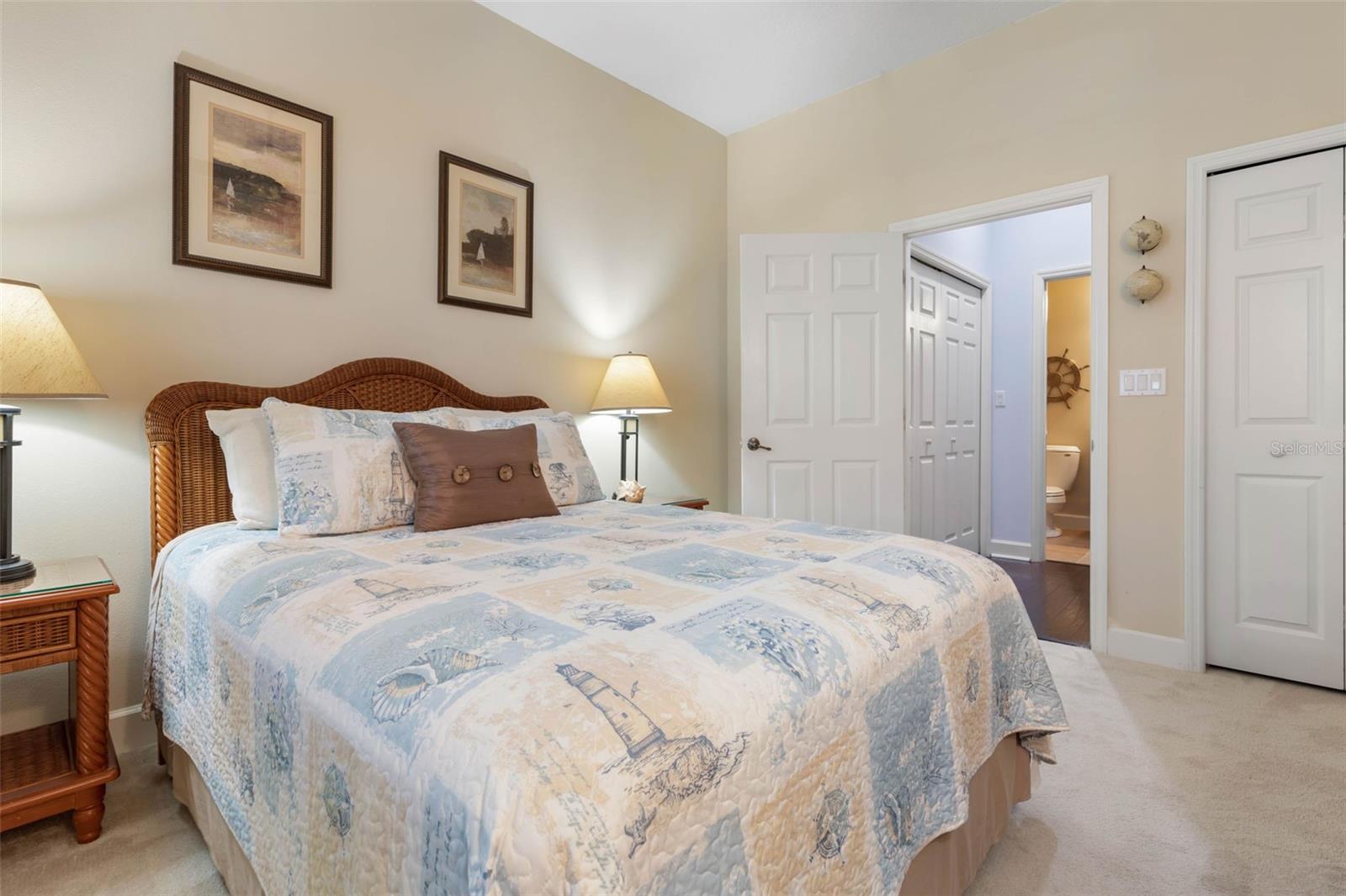 Image 33 of 74 For 1000 Cinnamon Beach Way 934