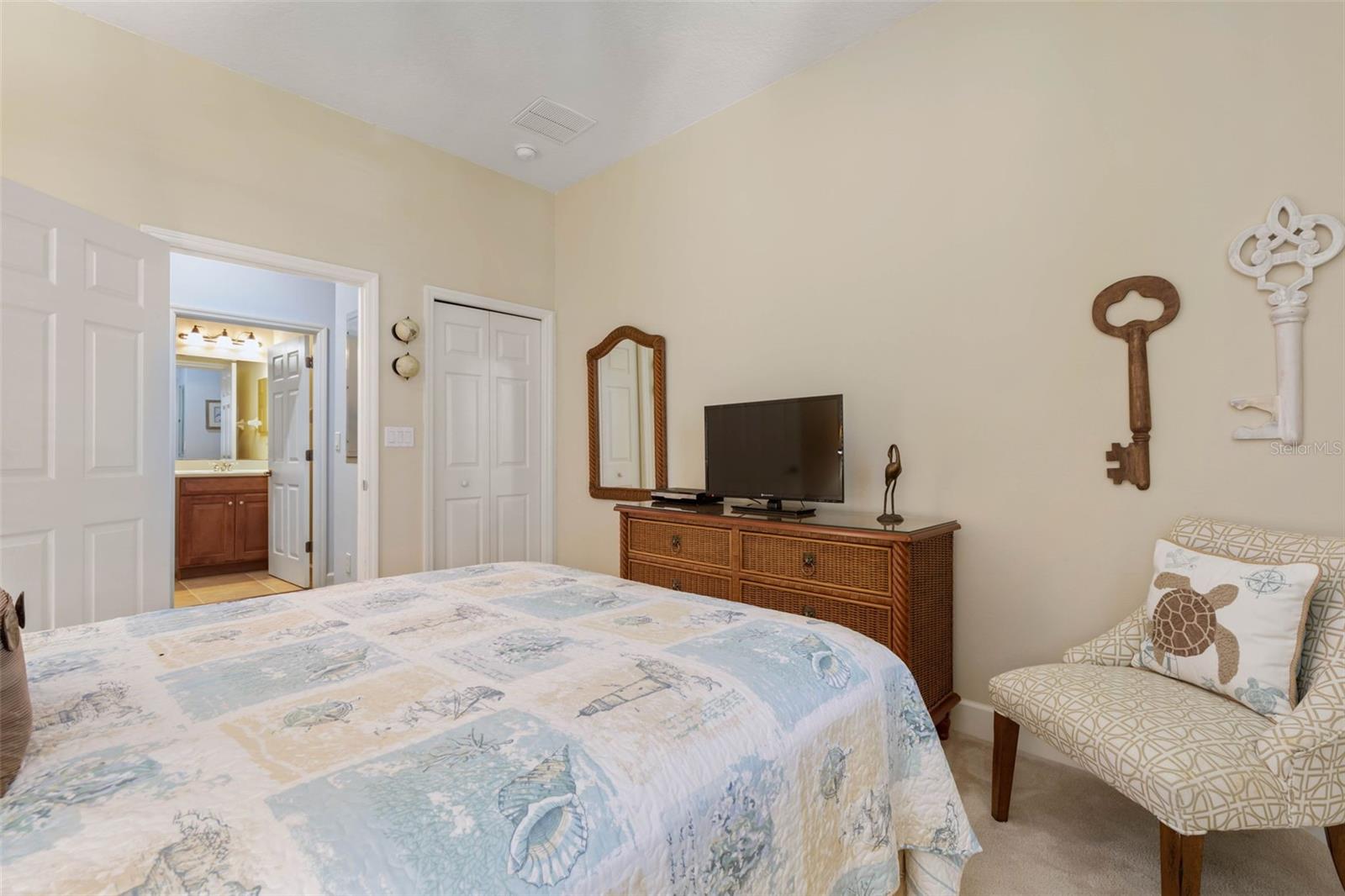 Image 34 of 74 For 1000 Cinnamon Beach Way 934