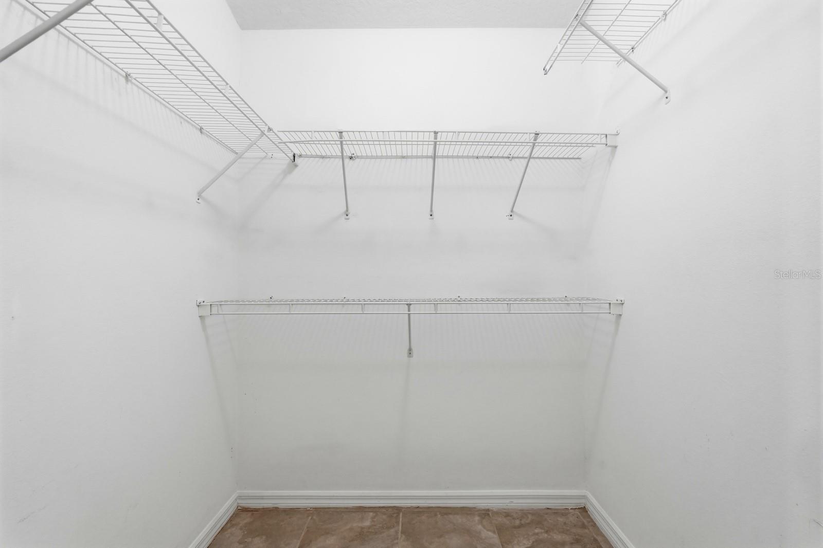 Listing photo id 24 for 20 Wendy Lane