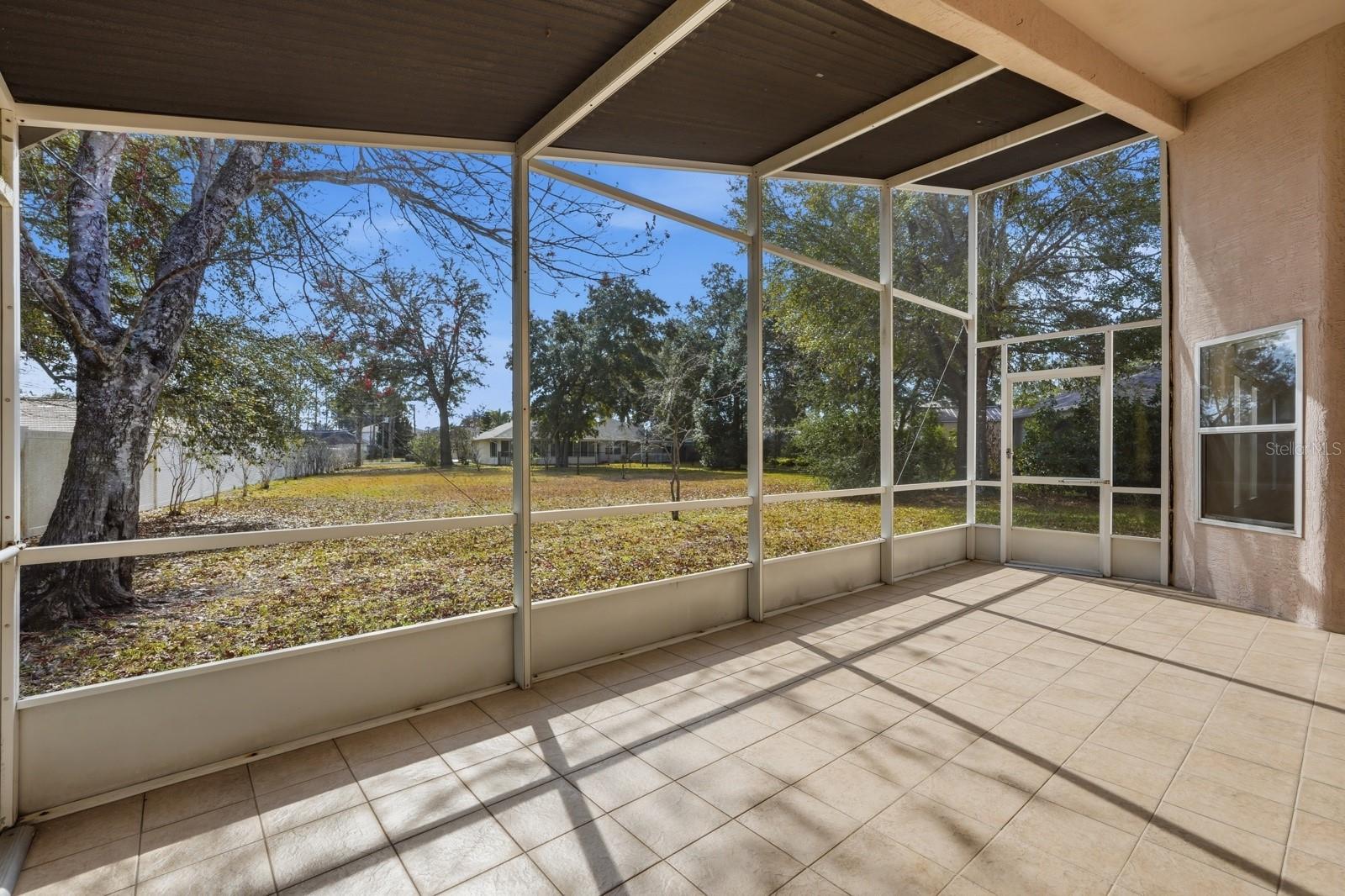 Listing photo id 26 for 20 Wendy Lane