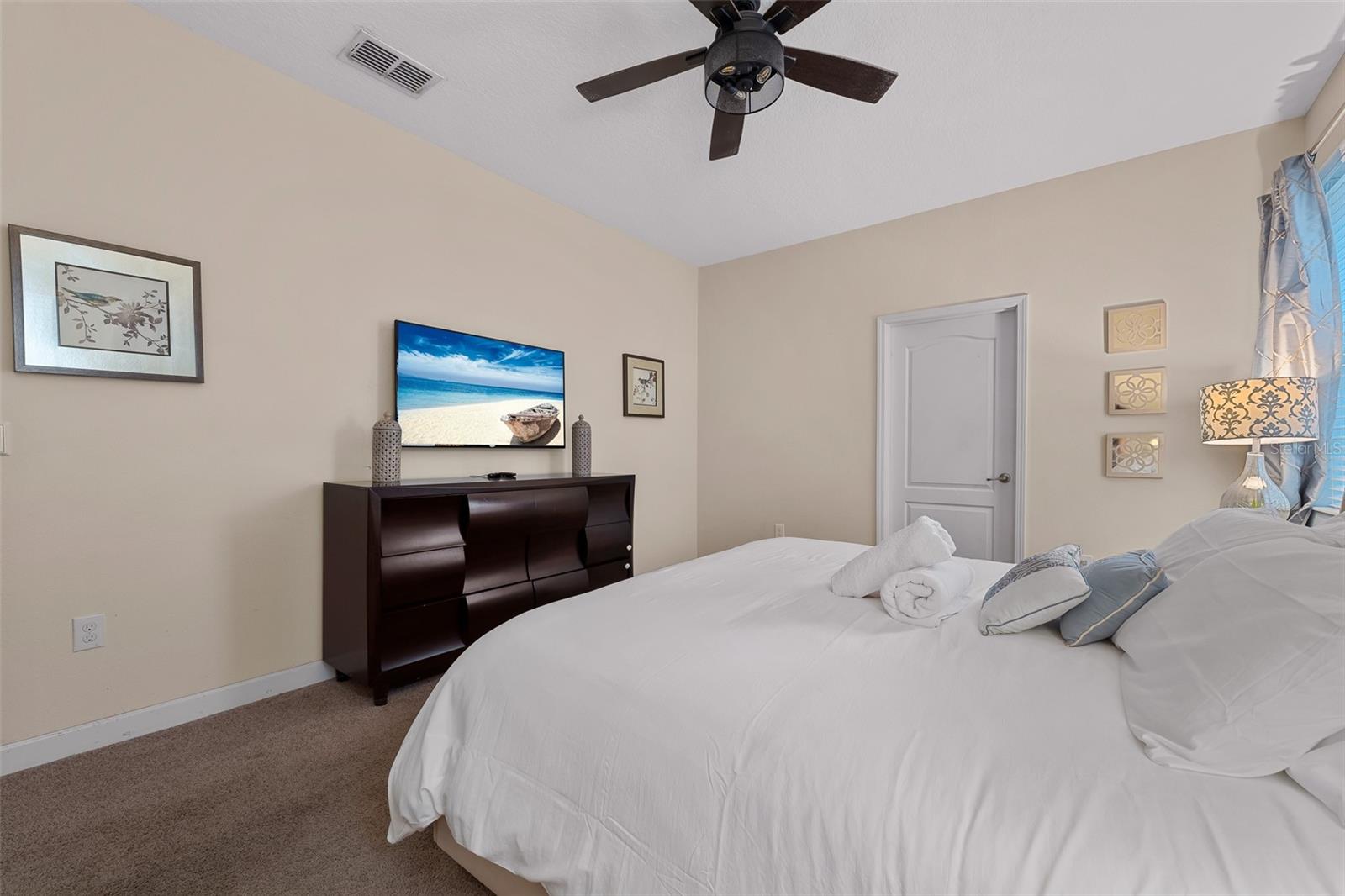 Image 18 of 38 For 1520 Moon Valley Drive