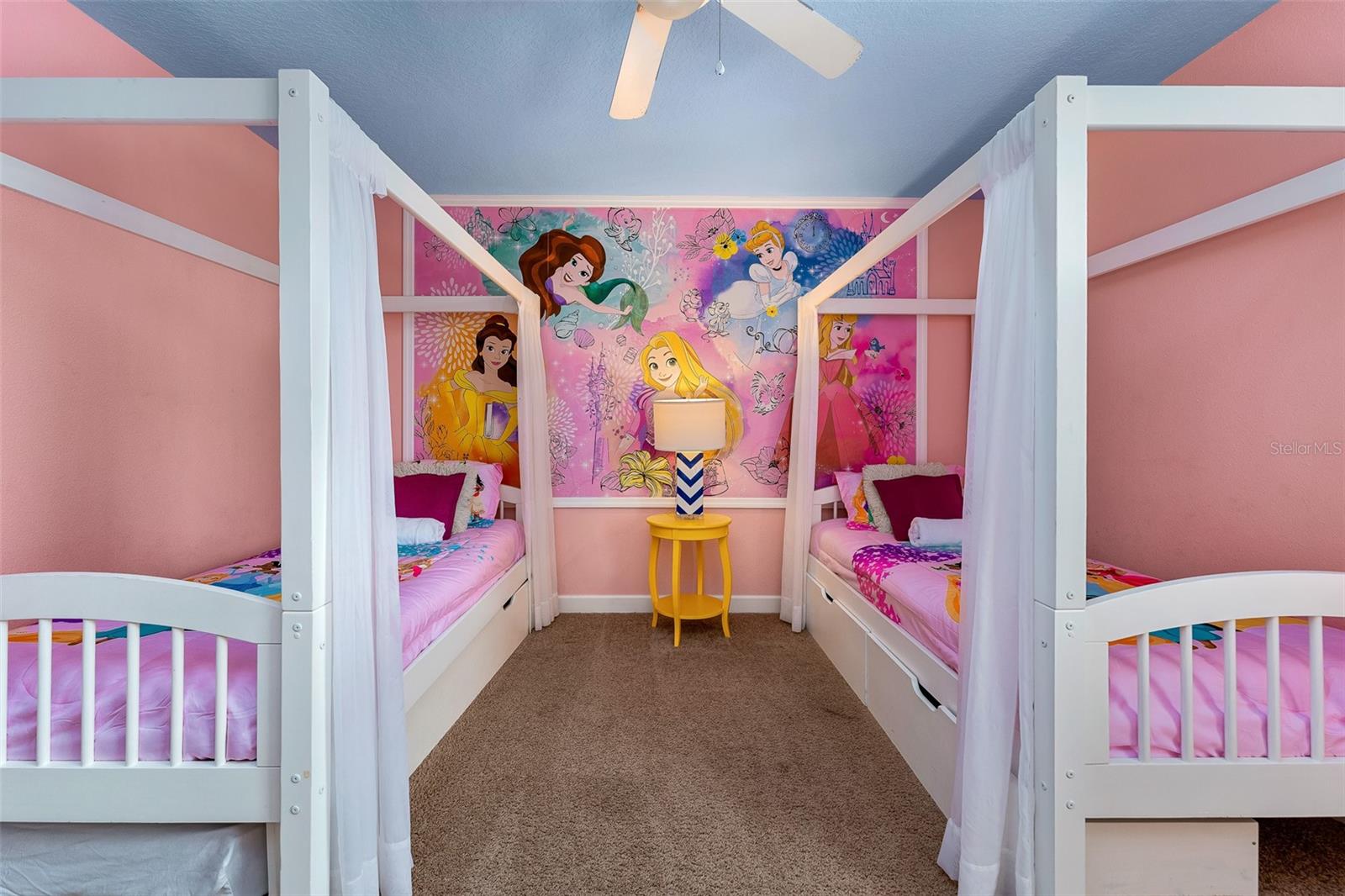 Image 27 of 38 For 1520 Moon Valley Drive