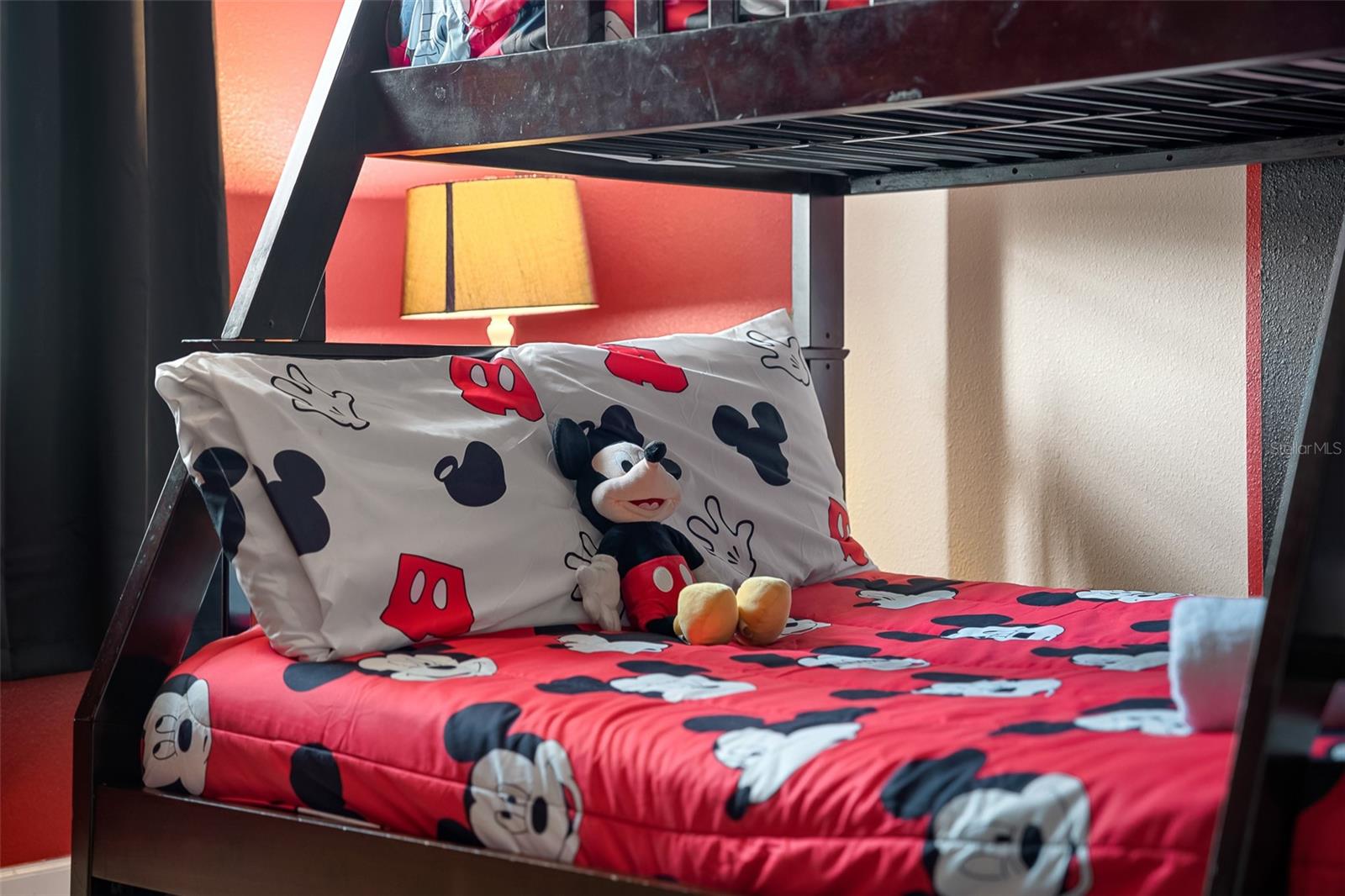 Image 36 of 38 For 1520 Moon Valley Drive