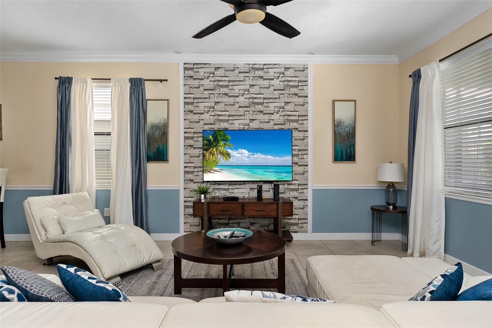 Image 4 of 38 For 1520 Moon Valley Drive