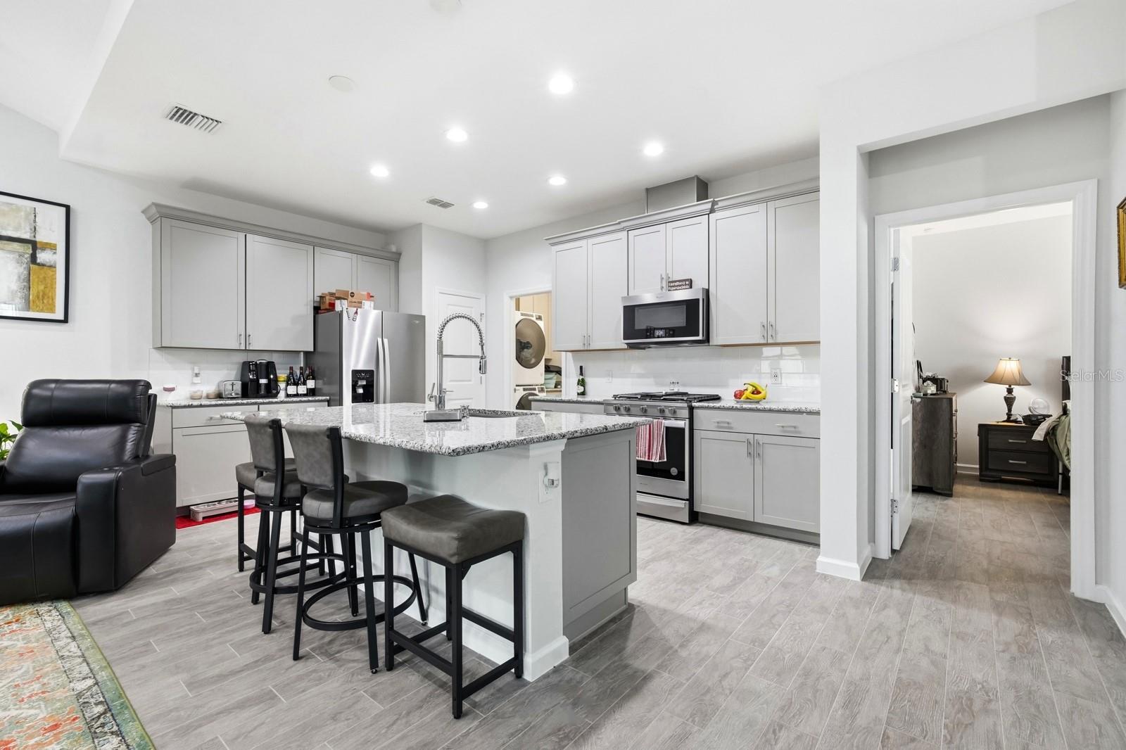 Image 6 of 22 For 118 Gypsy Palace Lane