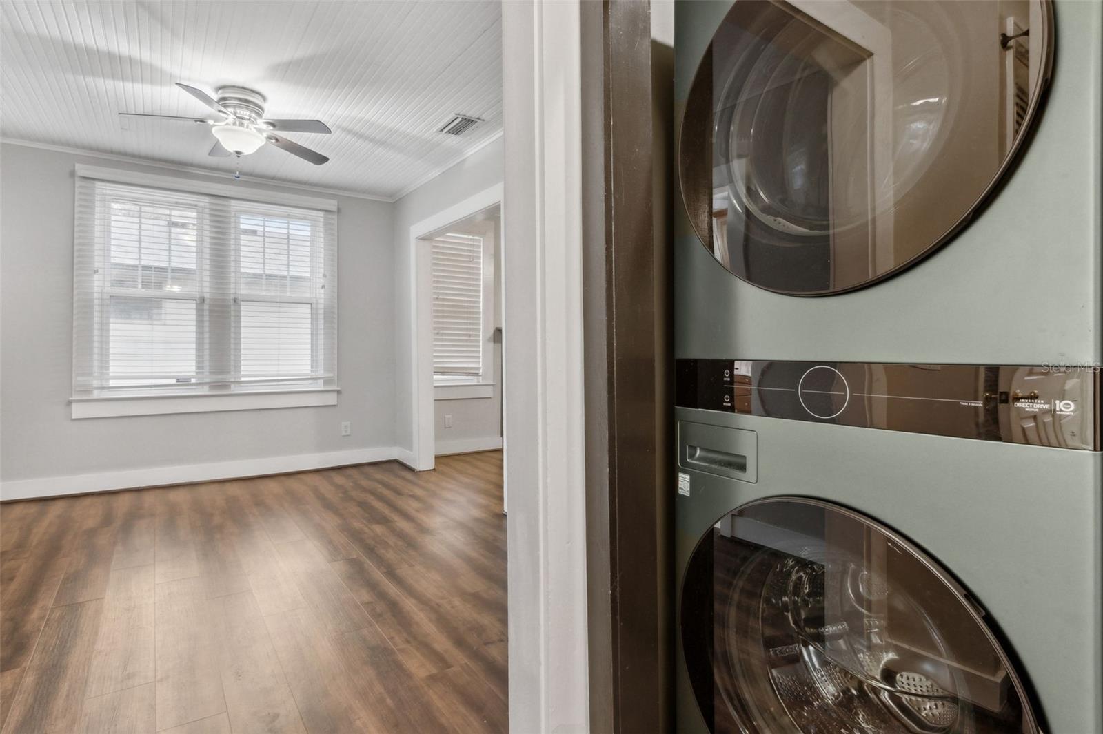 Image 18 of 36 For 1542 Glendale Street