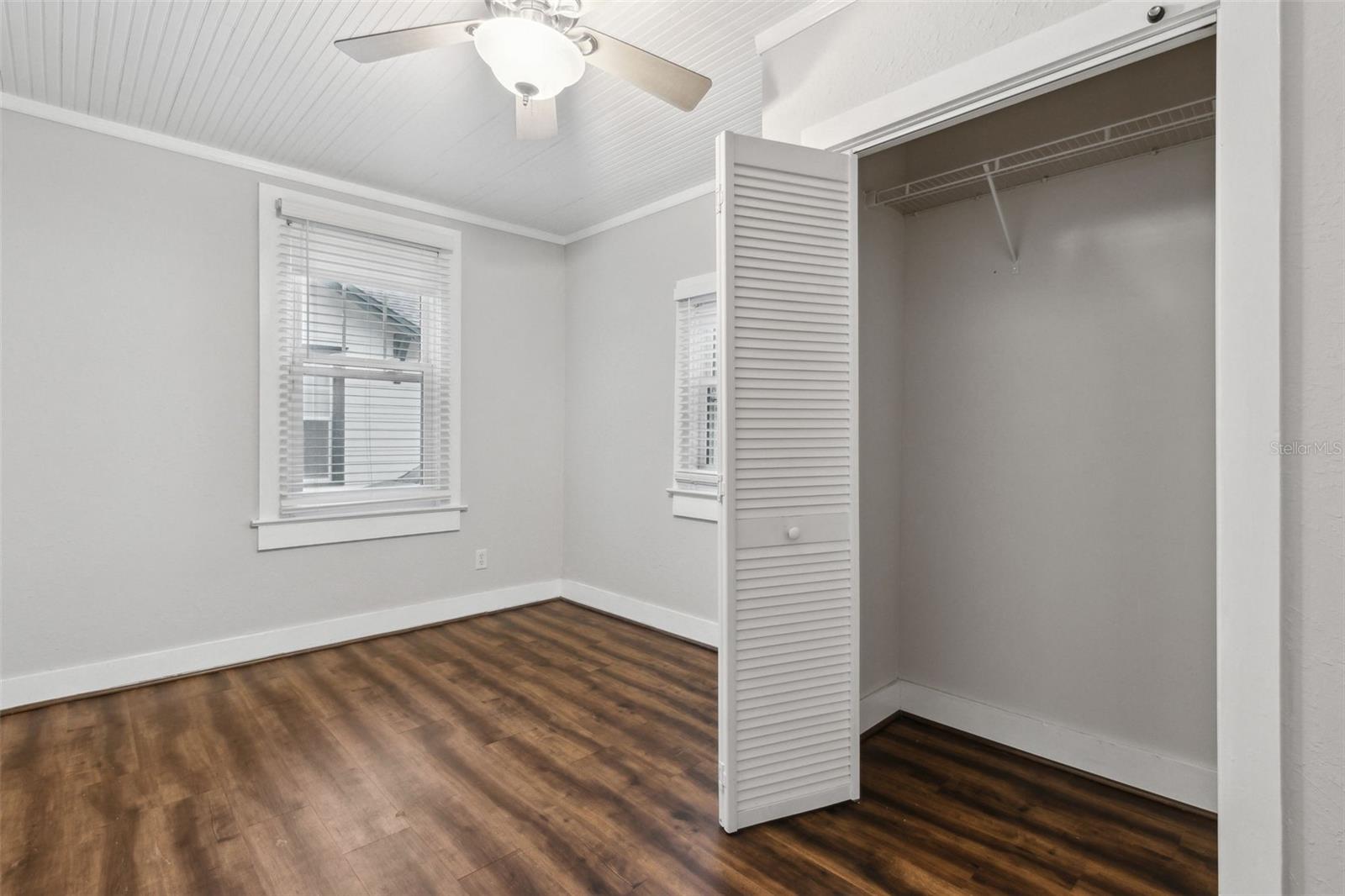 Image 23 of 36 For 1542 Glendale Street