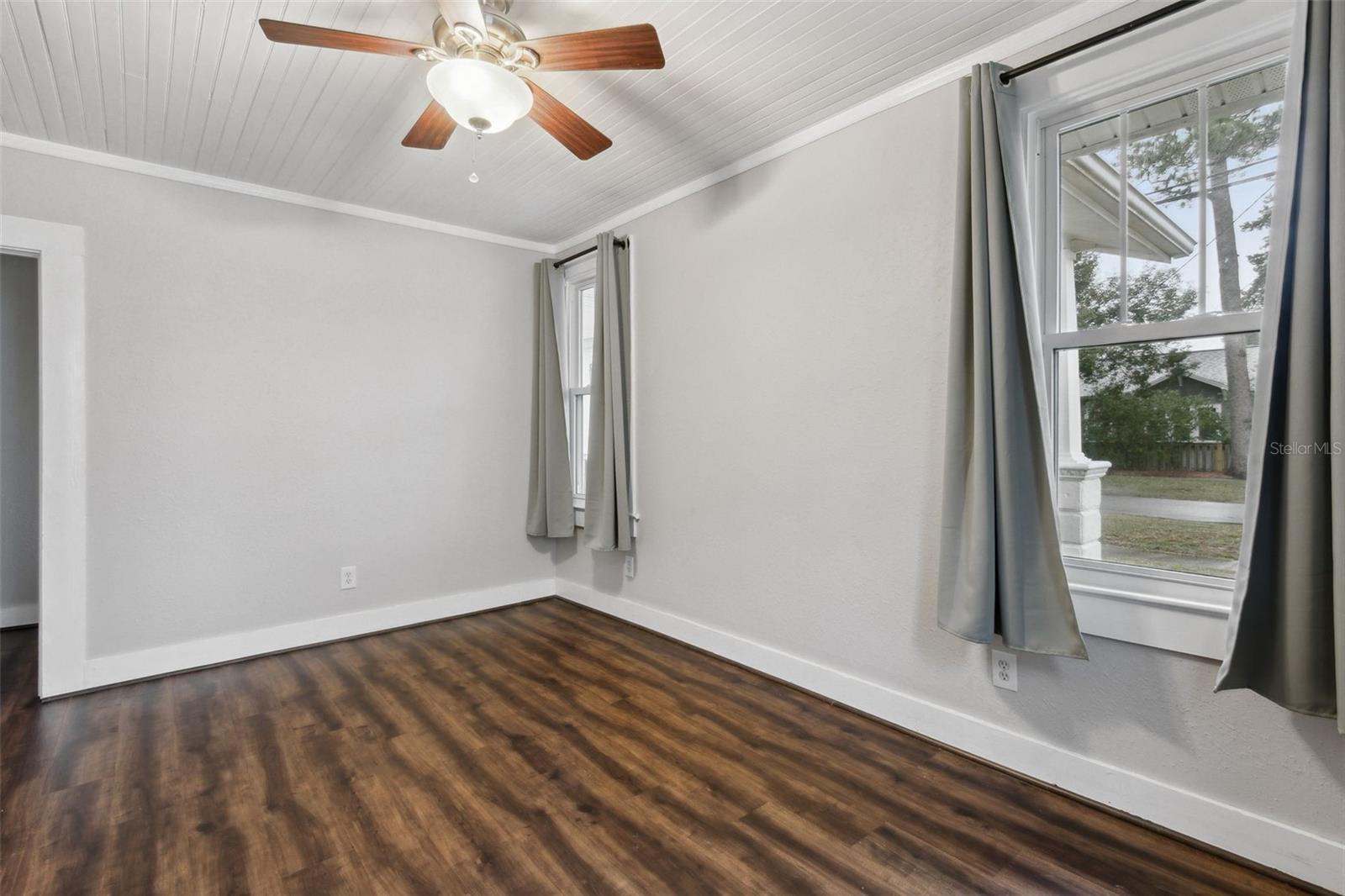 Image 29 of 36 For 1542 Glendale Street