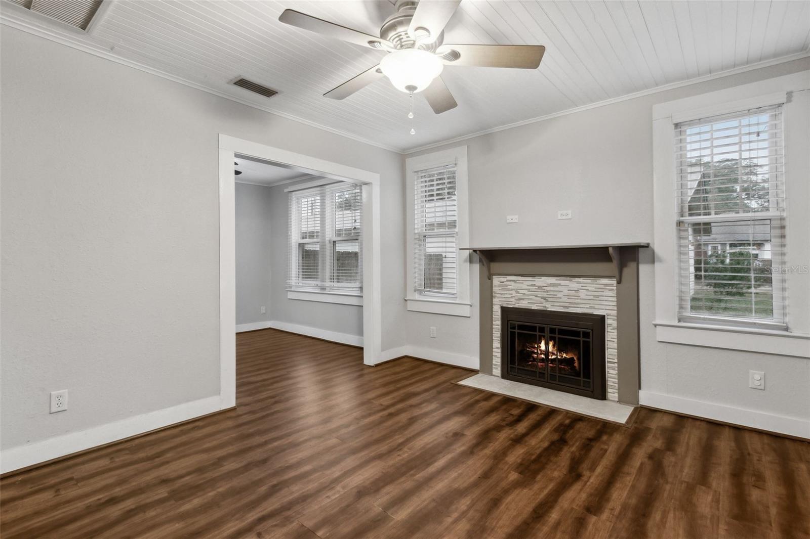 Image 8 of 36 For 1542 Glendale Street