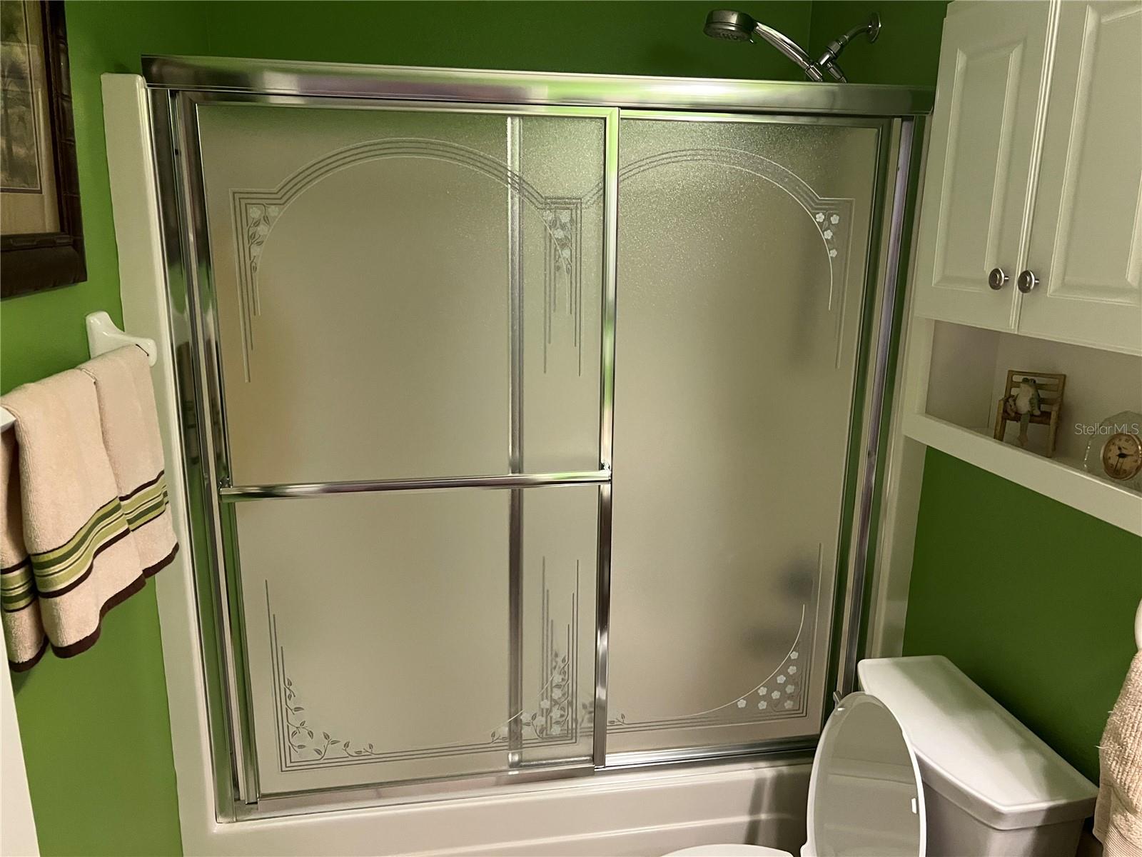 Image 8 of 17 For 9711 92nd Place Road