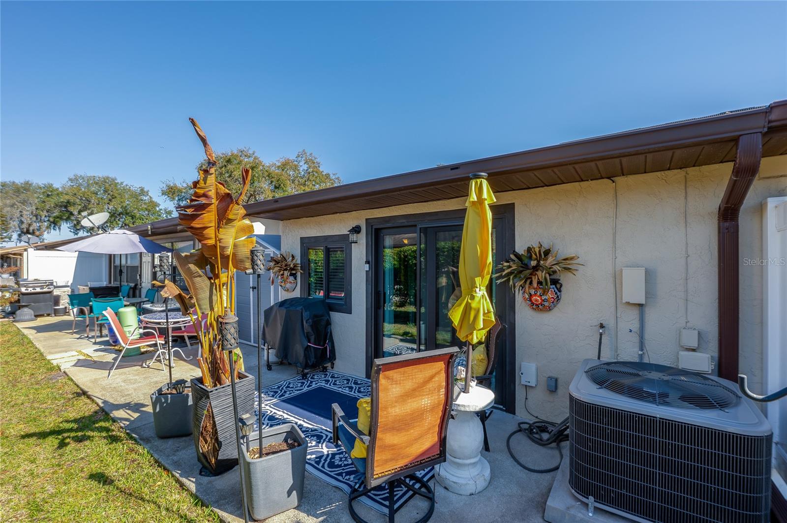 Image 21 of 27 For 1228 Charter Oaks Circle