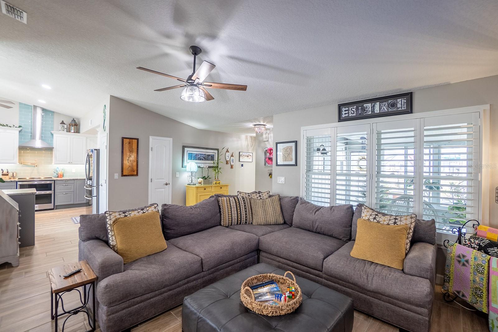 Image 11 of 71 For 116 Lehigh Avenue