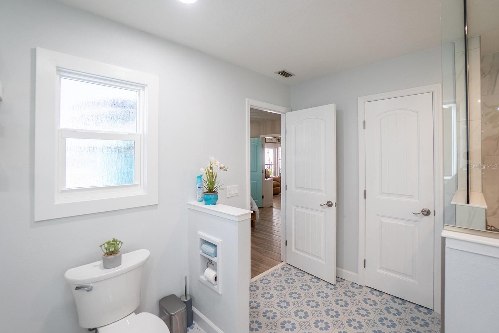 Image 30 of 71 For 116 Lehigh Avenue