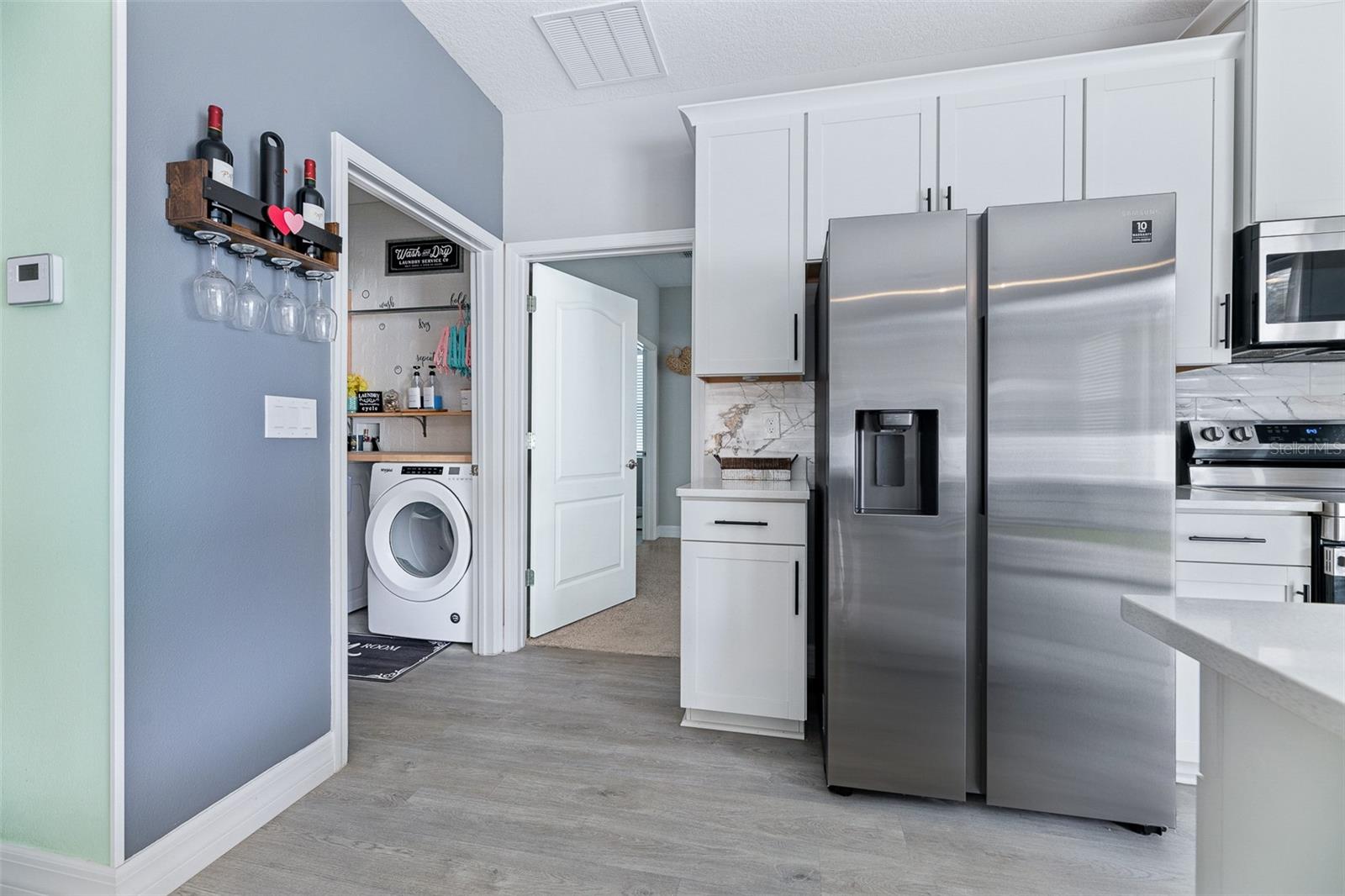 Image 11 of 34 For 113 Plumosus Park Dr