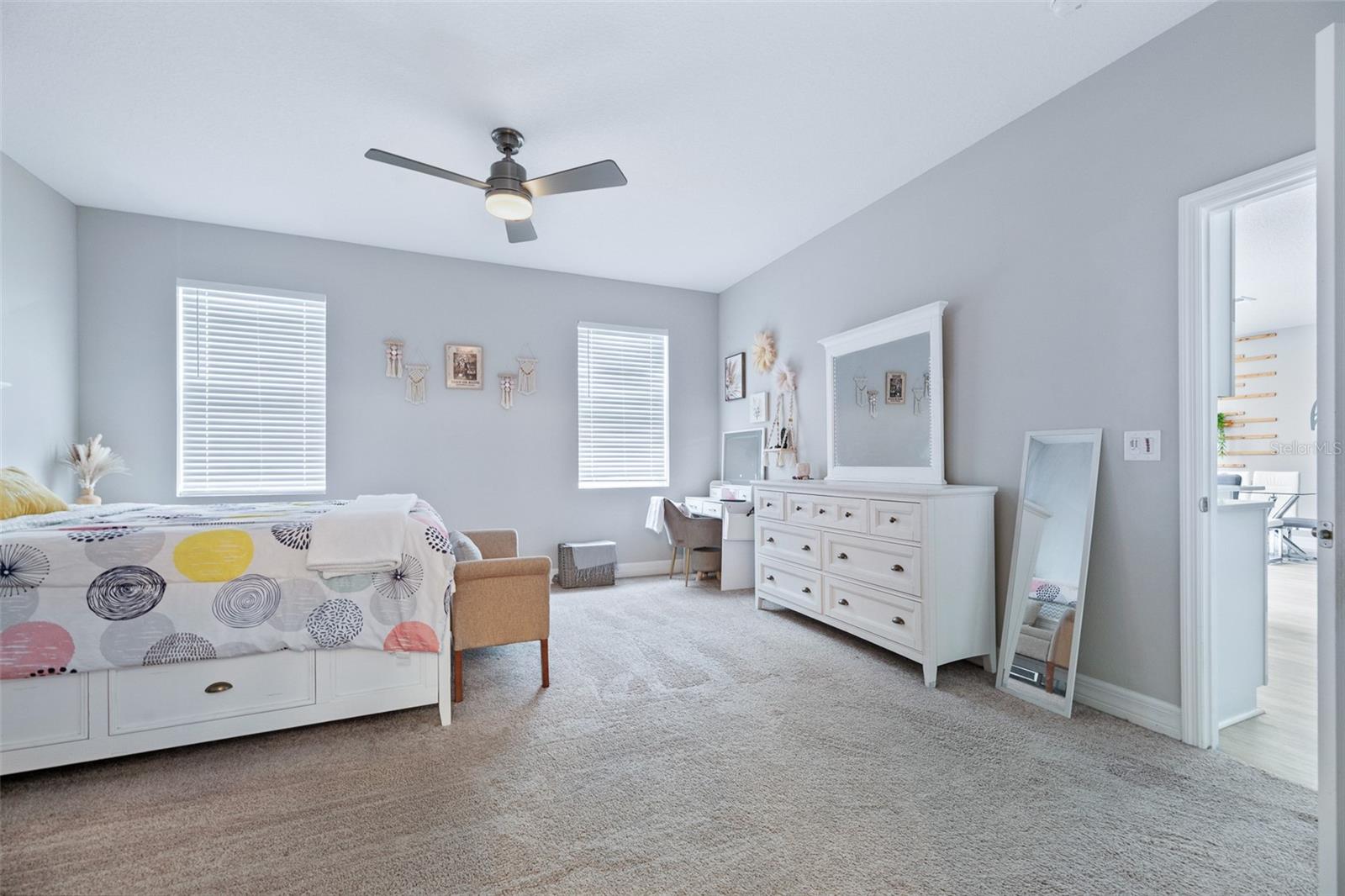 Image 14 of 34 For 113 Plumosus Park Dr