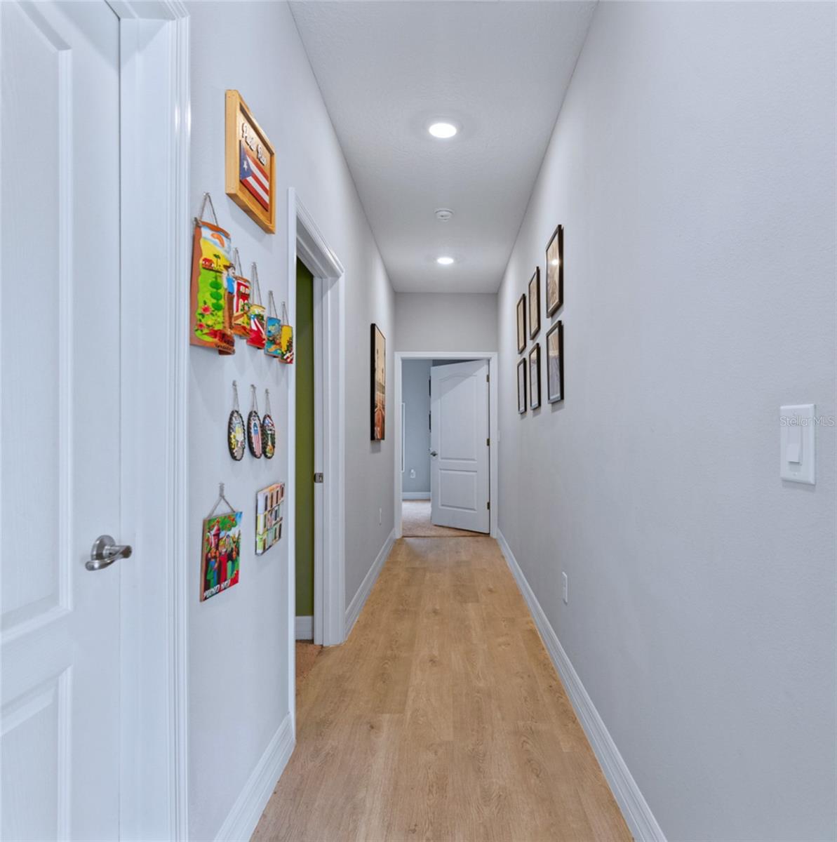 Image 19 of 34 For 113 Plumosus Park Dr