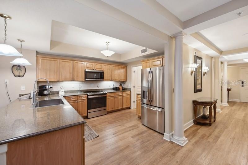 Image 17 of 72 For 200 Ocean Crest Unit 1012 Drive