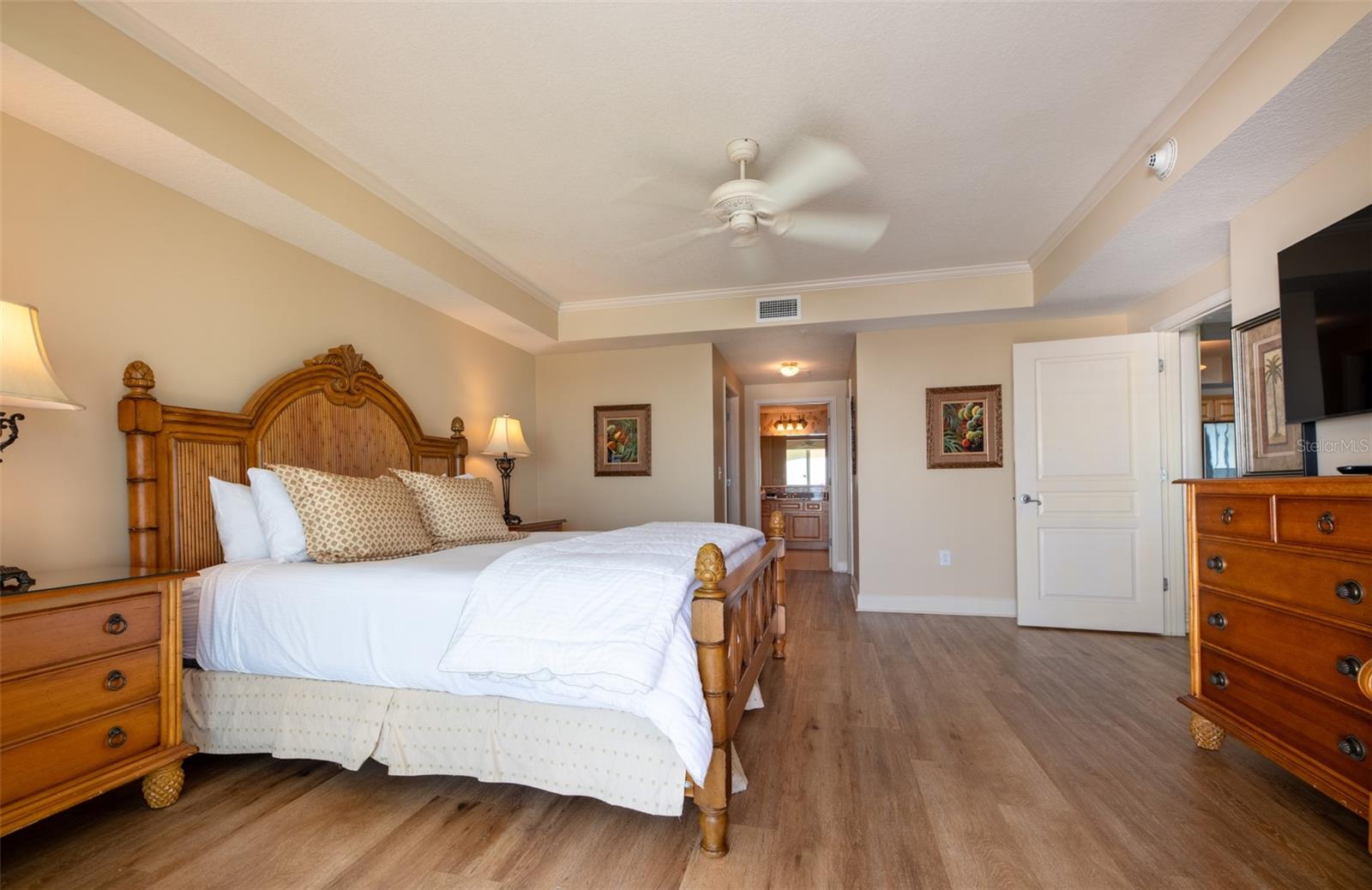 Image 30 of 72 For 200 Ocean Crest Unit 1012 Drive