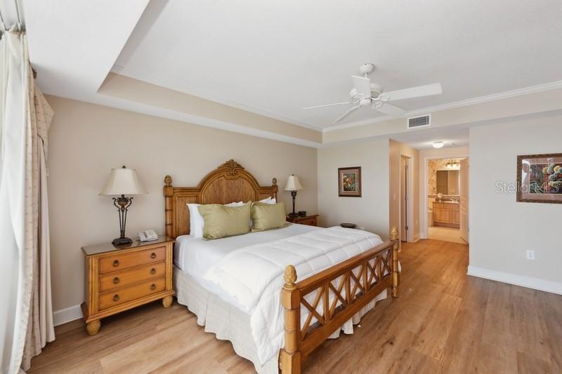 Image 32 of 72 For 200 Ocean Crest Unit 1012 Drive