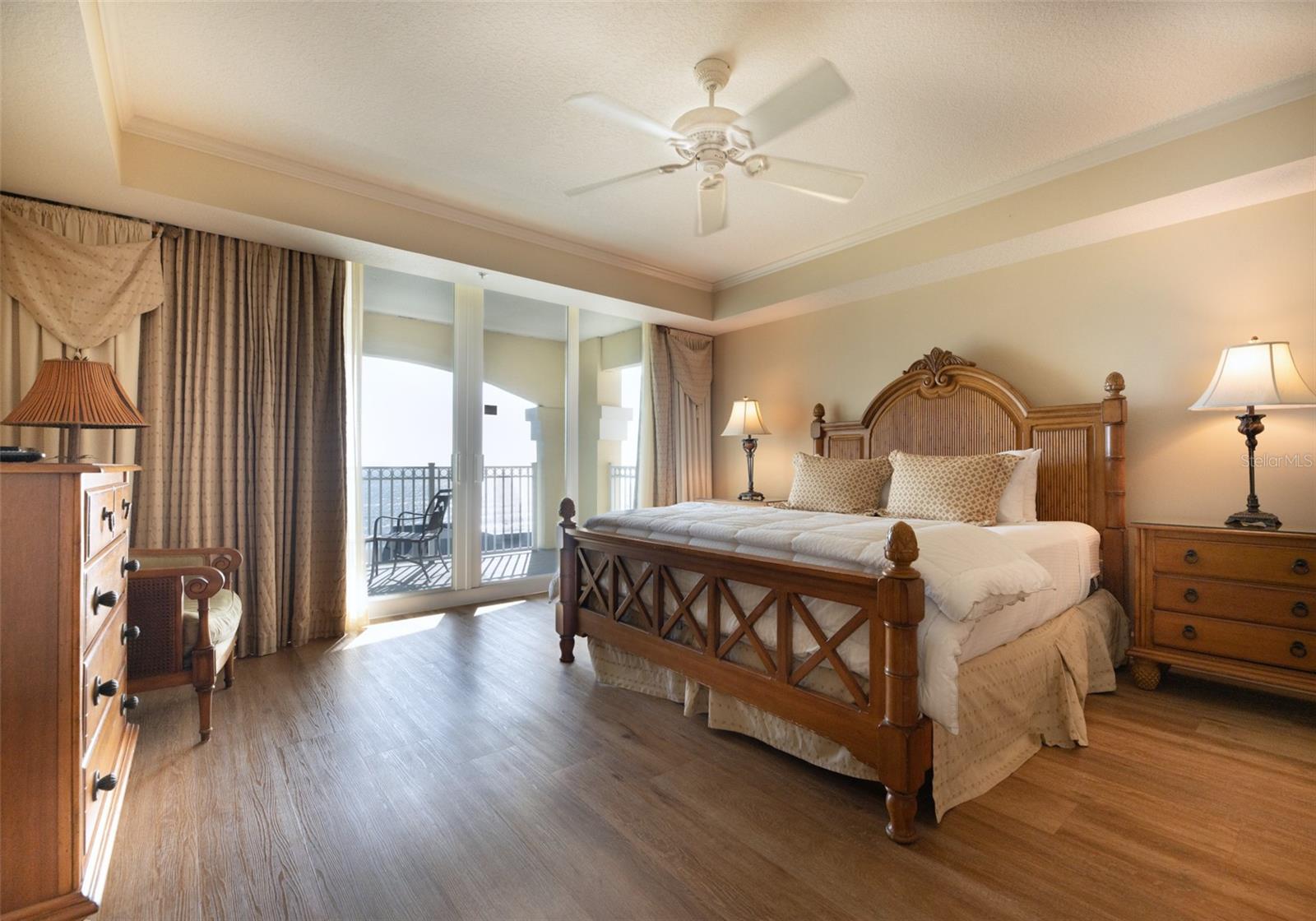 Image 33 of 72 For 200 Ocean Crest Unit 1012 Drive