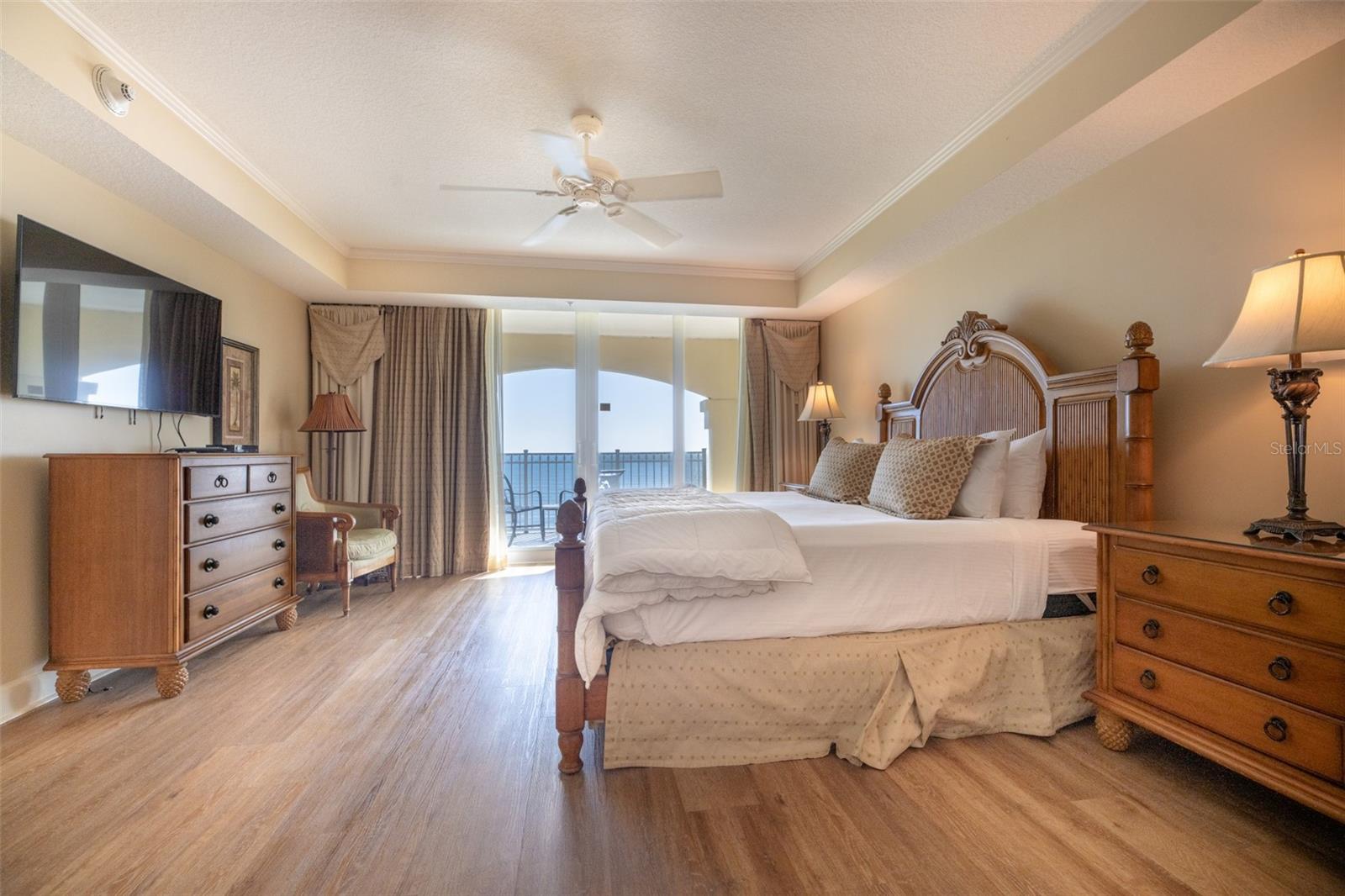 Image 34 of 72 For 200 Ocean Crest Unit 1012 Drive