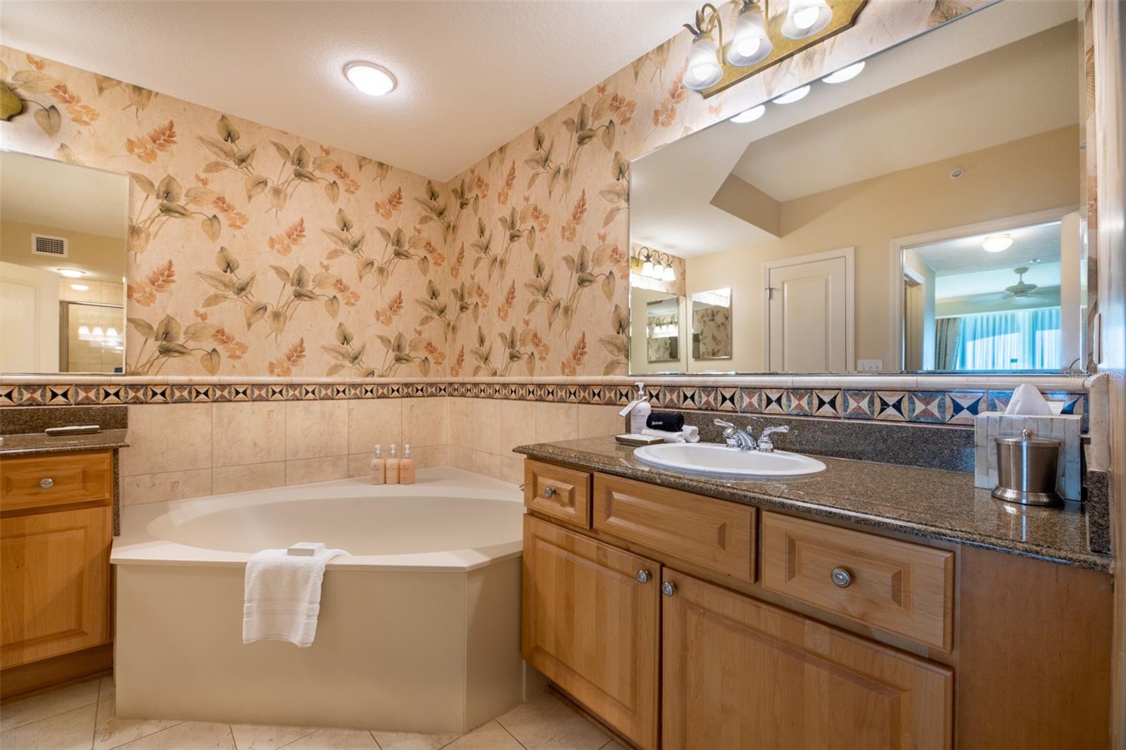 Image 35 of 72 For 200 Ocean Crest Unit 1012 Drive