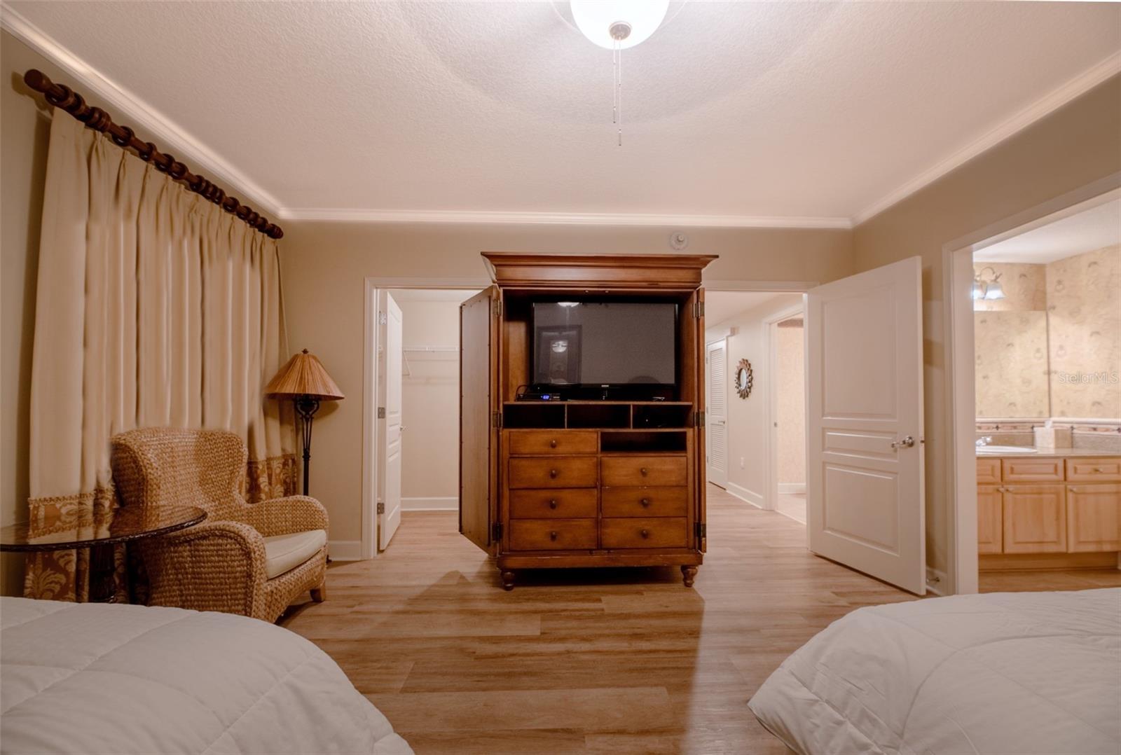 Image 47 of 72 For 200 Ocean Crest Unit 1012 Drive