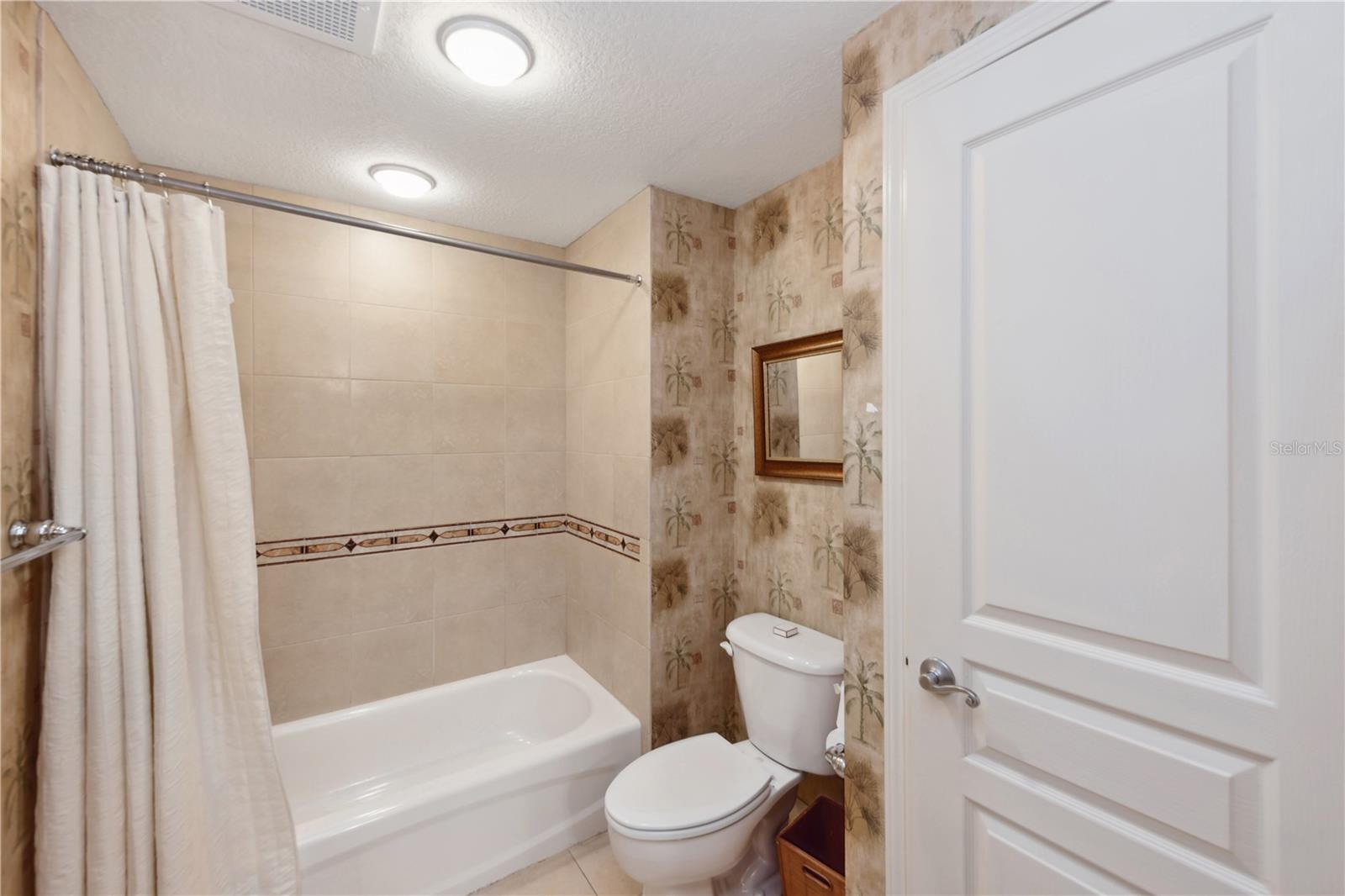 Image 50 of 72 For 200 Ocean Crest Unit 1012 Drive