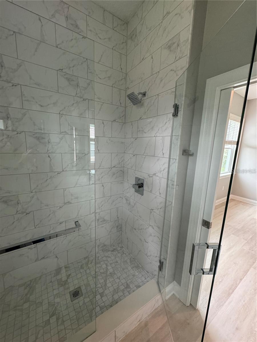 Image 12 of 17 For 44 Red Mill Drive B