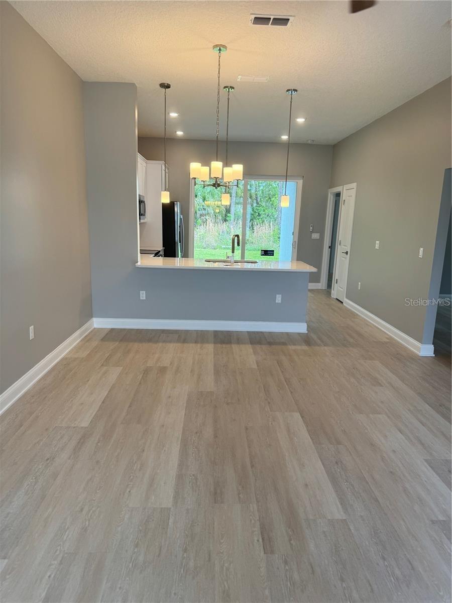 Image 2 of 17 For 44 Red Mill Drive B