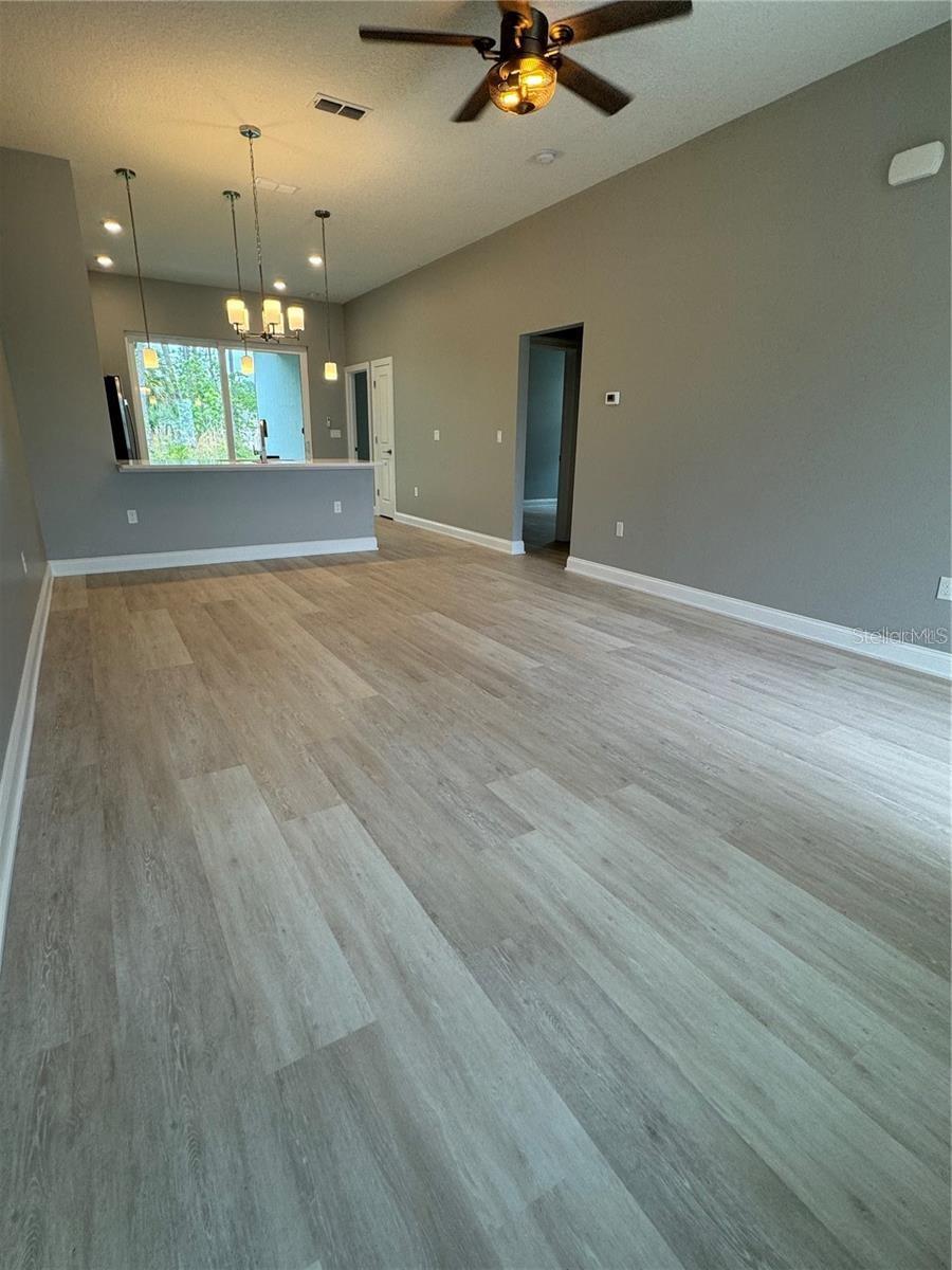 Image 6 of 17 For 44 Red Mill Drive B