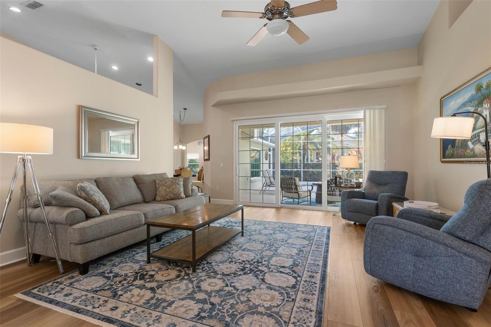 Image 12 of 91 For 2 Oscelot Court