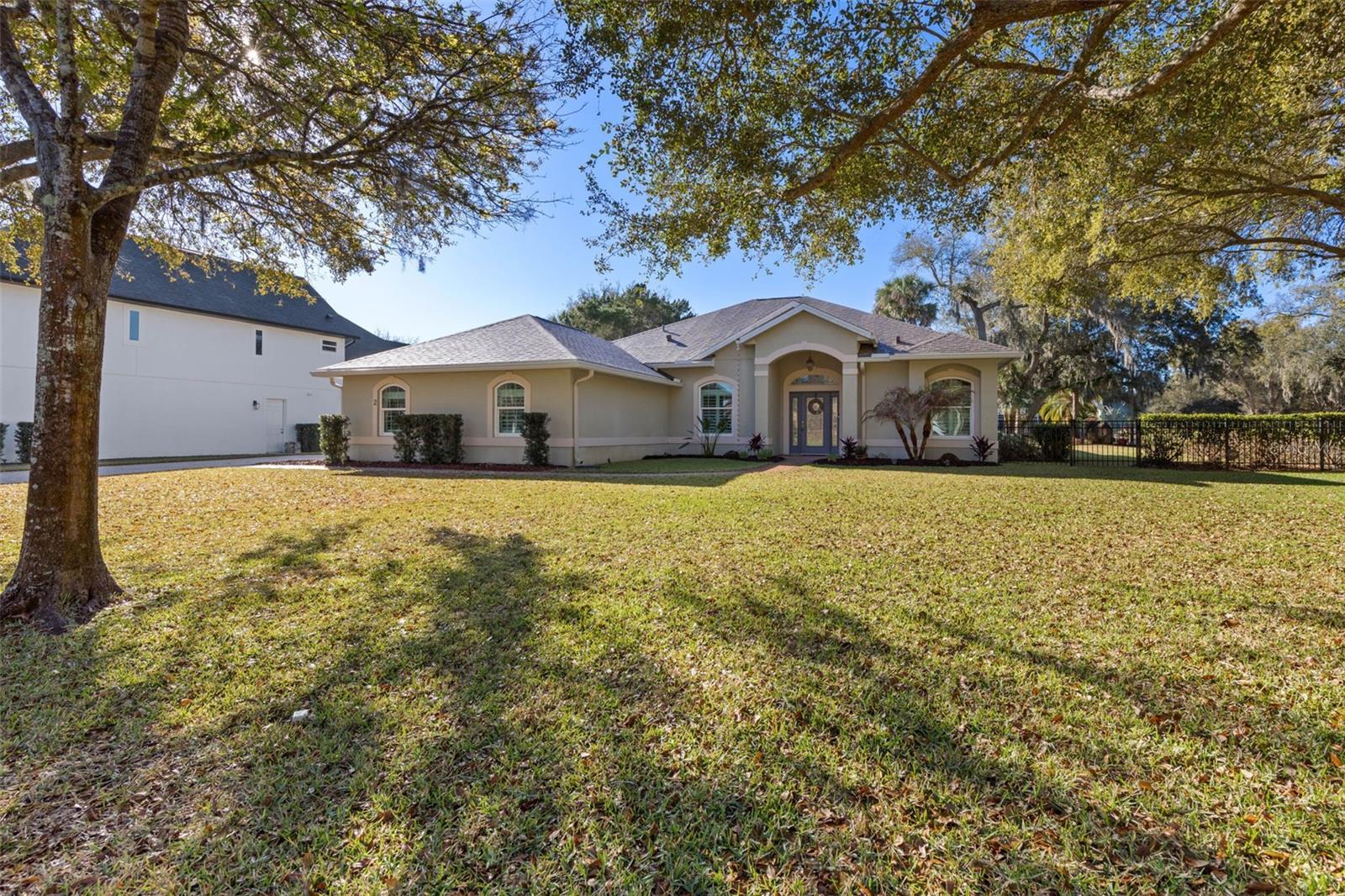 Image 2 of 91 For 2 Oscelot Court