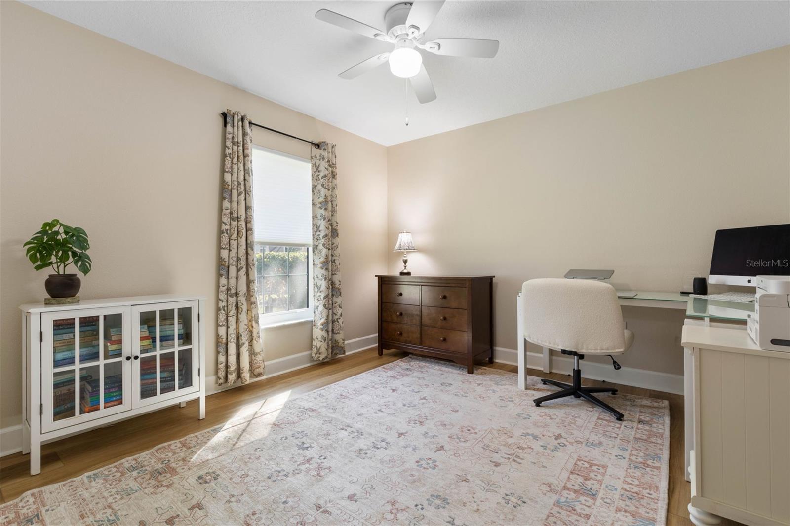 Image 48 of 91 For 2 Oscelot Court