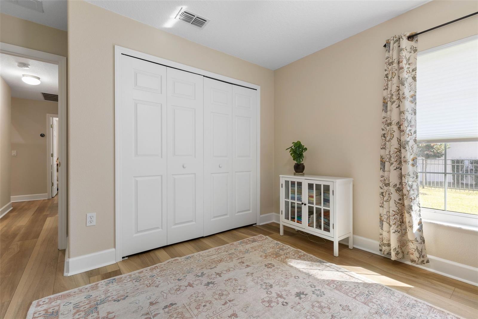 Image 50 of 91 For 2 Oscelot Court