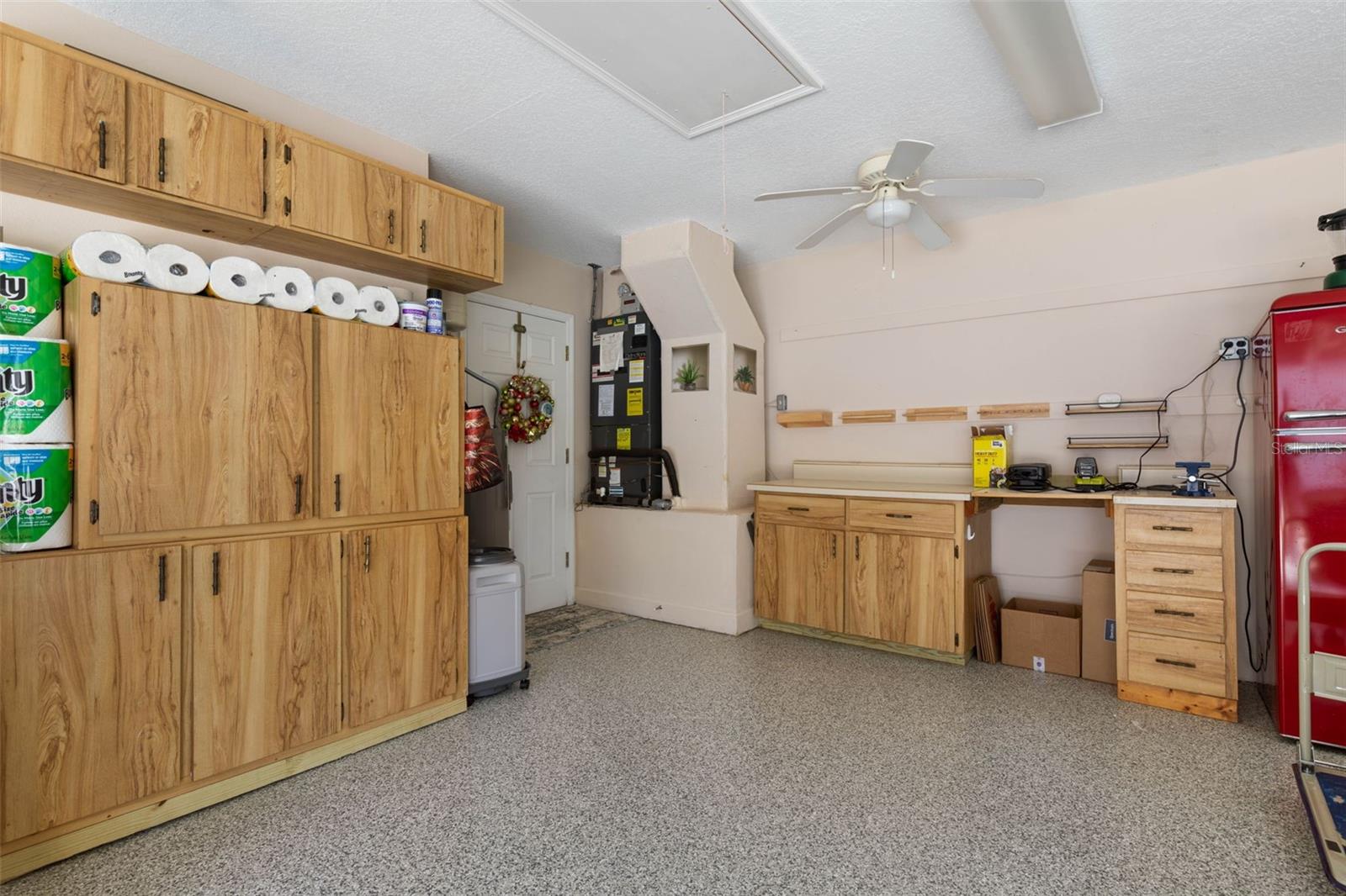 Image 53 of 91 For 2 Oscelot Court