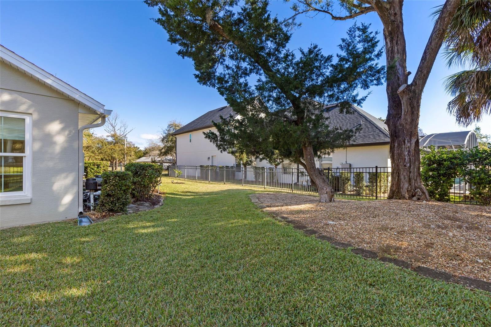 Image 57 of 91 For 2 Oscelot Court