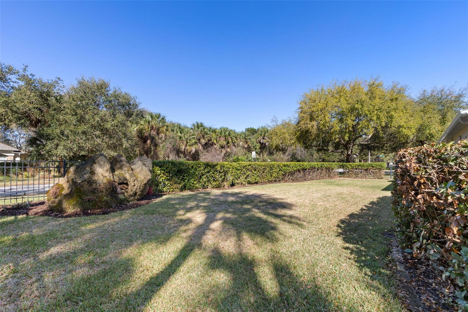 Image 58 of 91 For 2 Oscelot Court