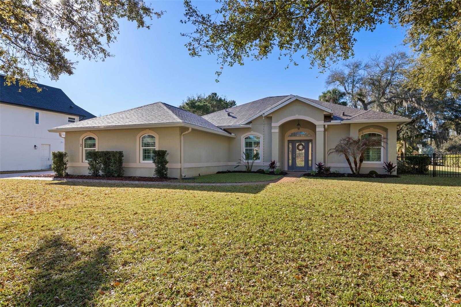 Image 6 of 91 For 2 Oscelot Court