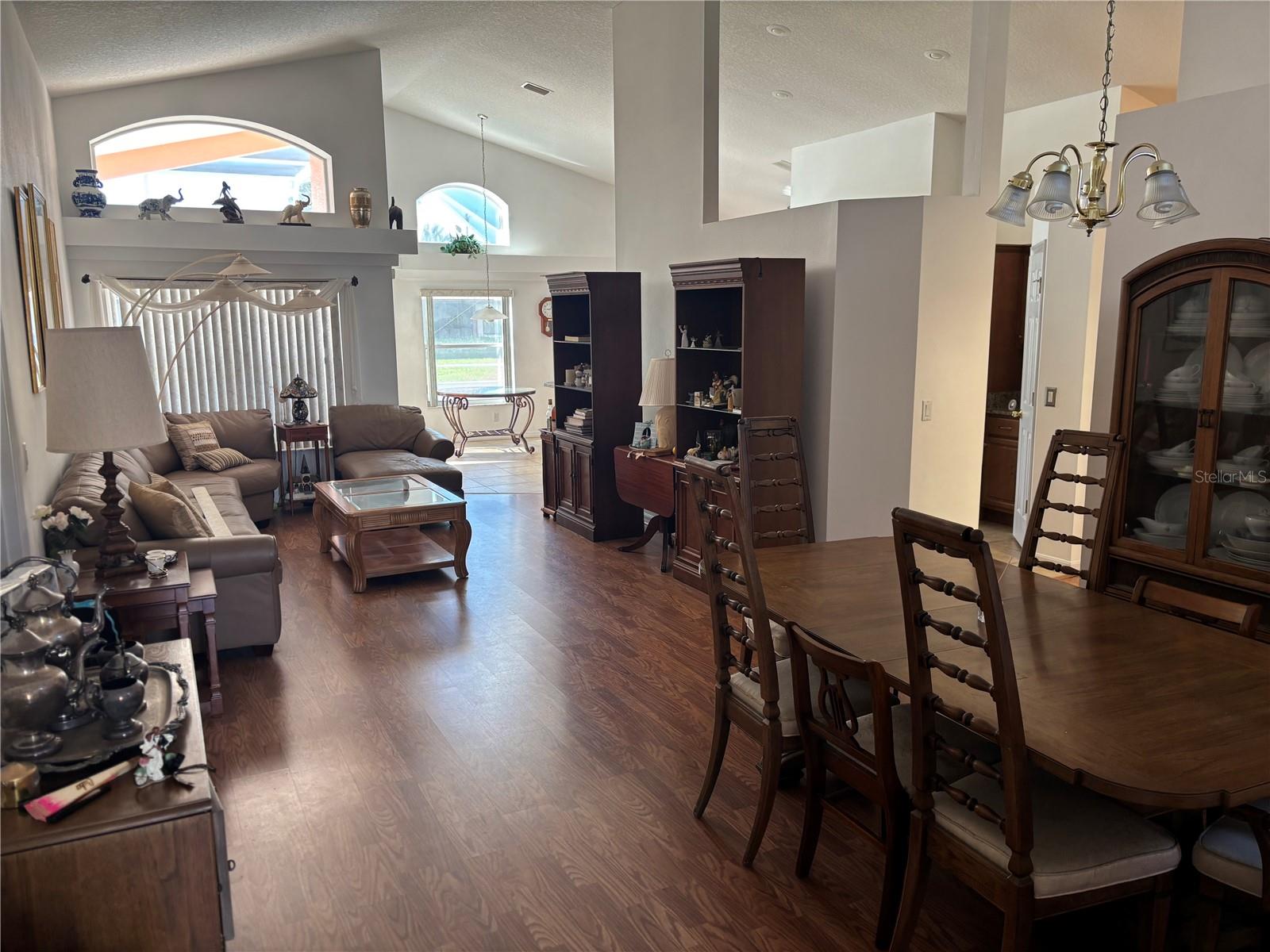 Image 2 of 60 For 16 Woodston Lane