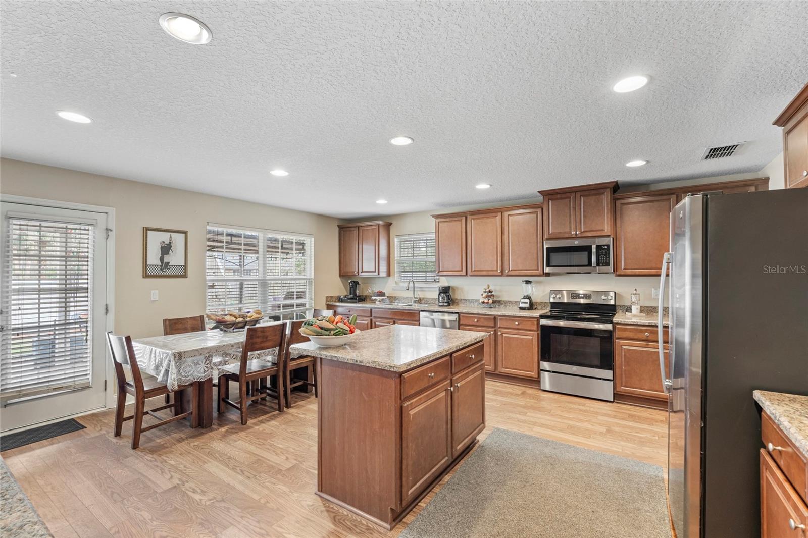 Image 14 of 53 For 3 Rae June Place