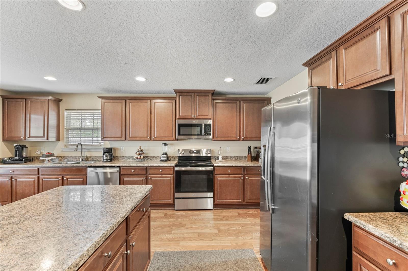 Image 15 of 53 For 3 Rae June Place