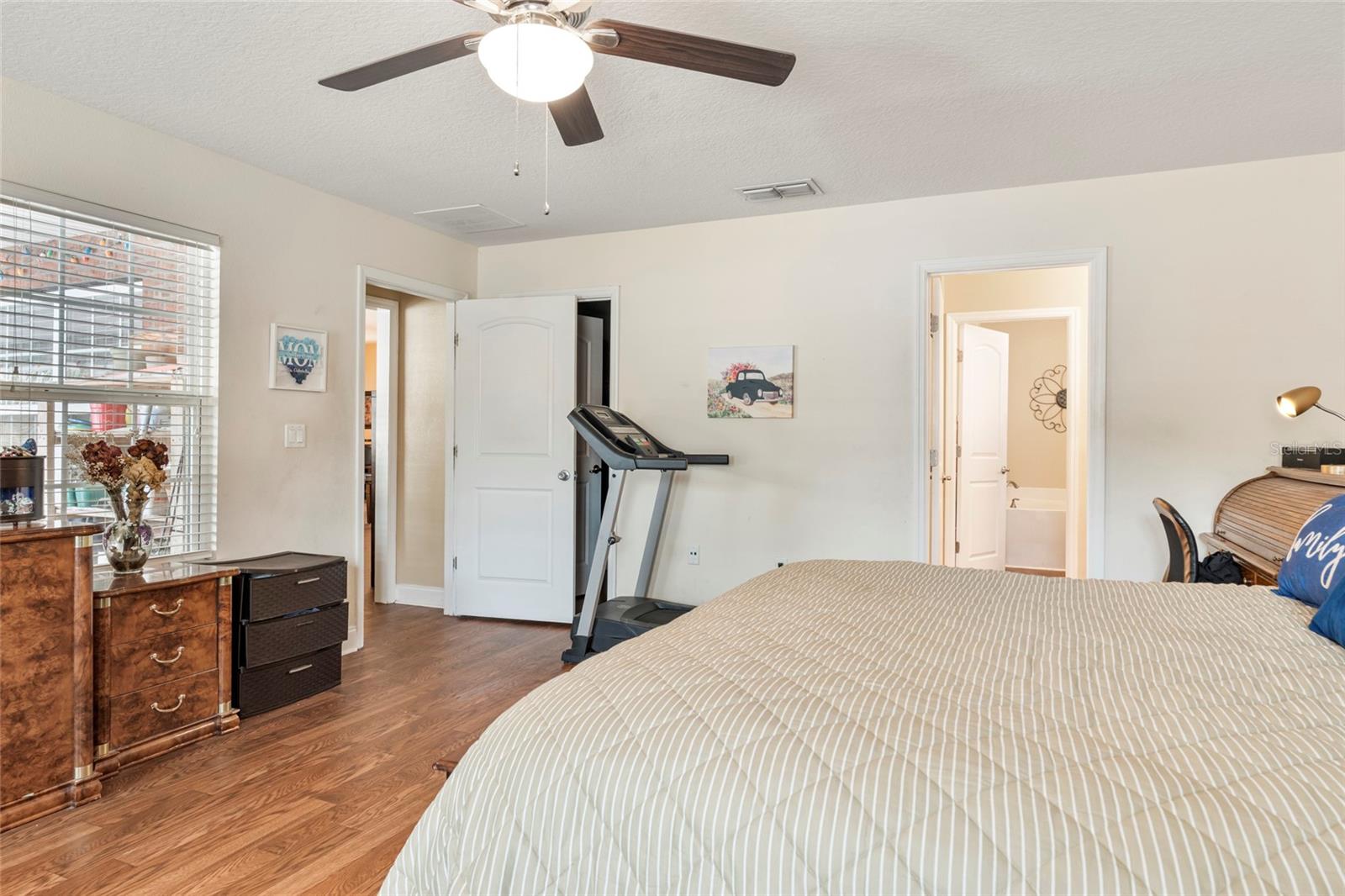 Image 23 of 53 For 3 Rae June Place