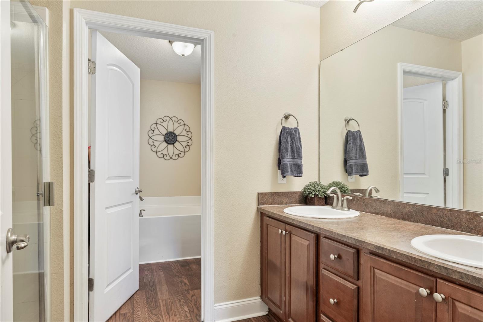 Image 24 of 53 For 3 Rae June Place