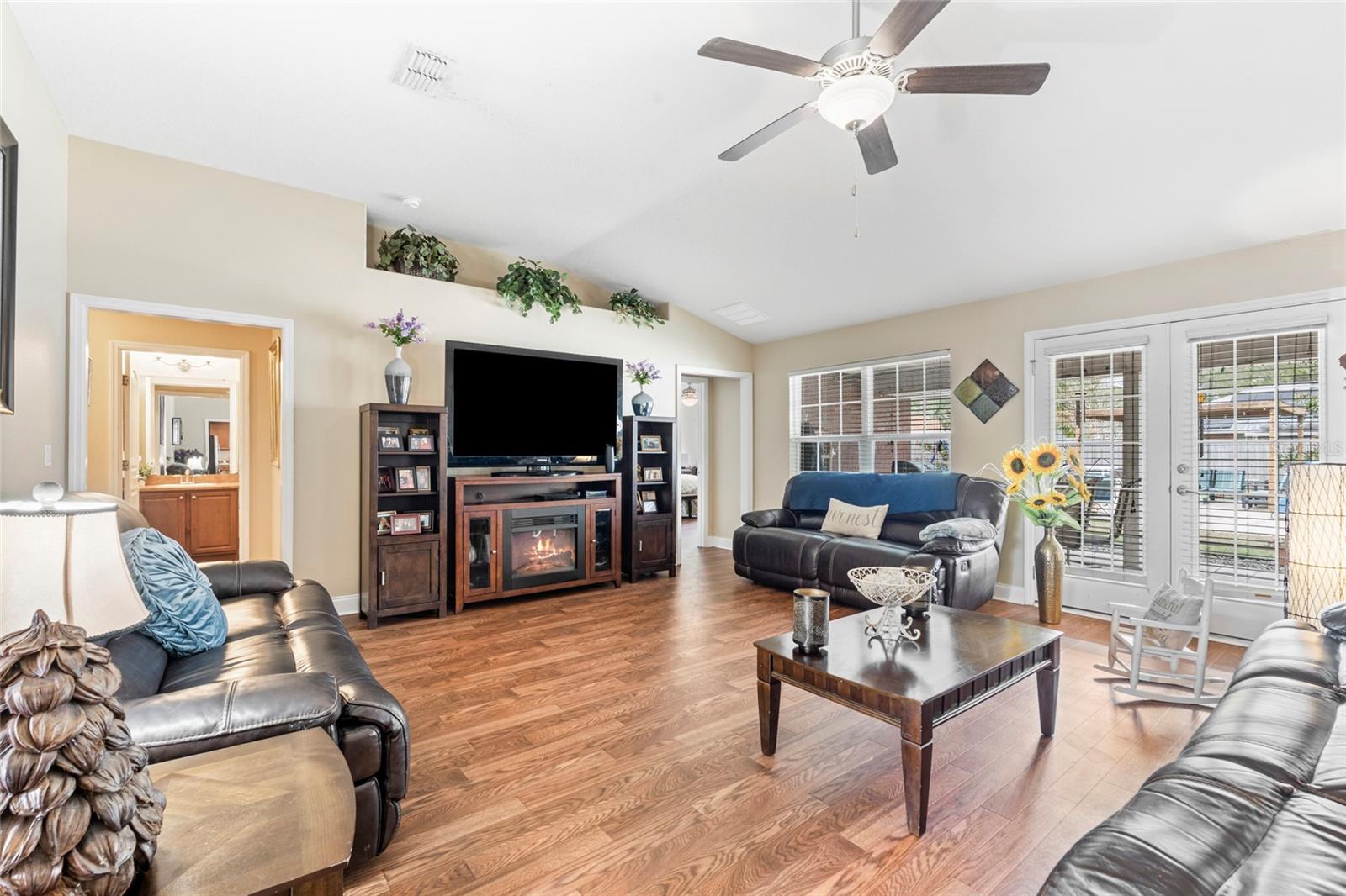 Image 9 of 53 For 3 Rae June Place