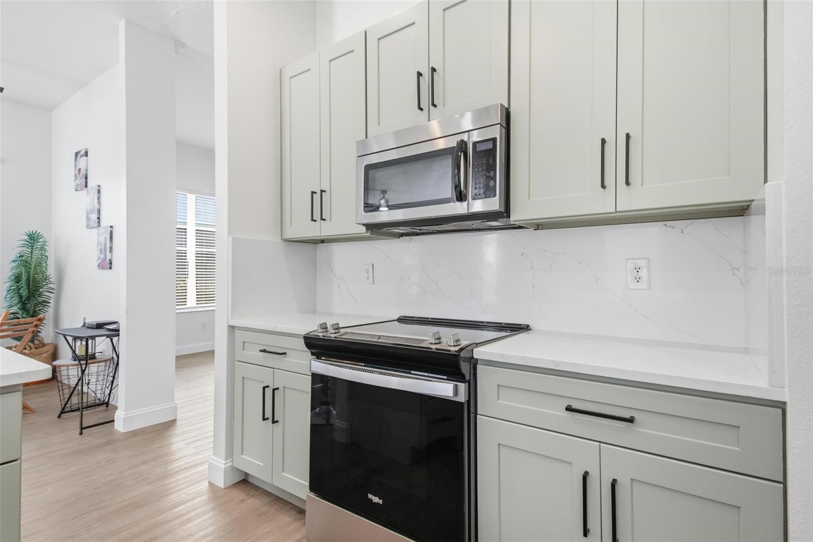 Image 18 of 84 For 9 Saint Andrews Court